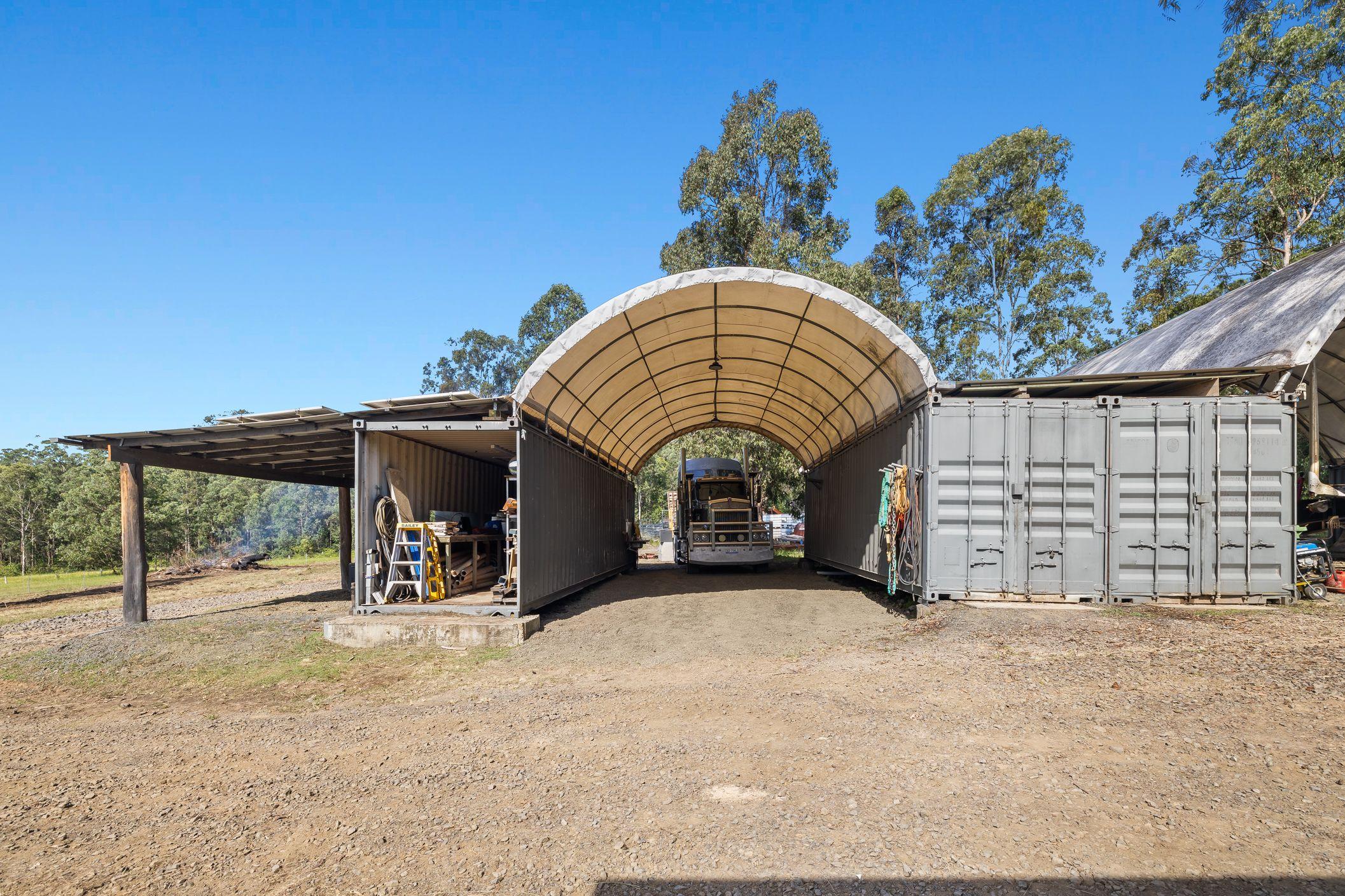 Large Acreage With Multiple Income Streams