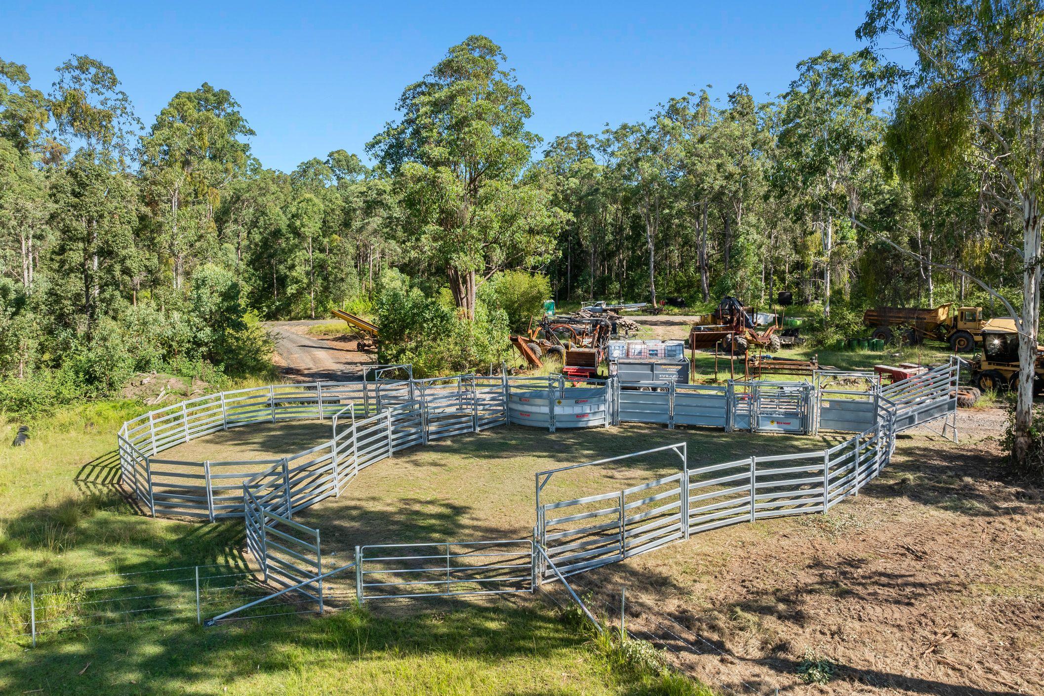 Large Acreage With Multiple Income Streams