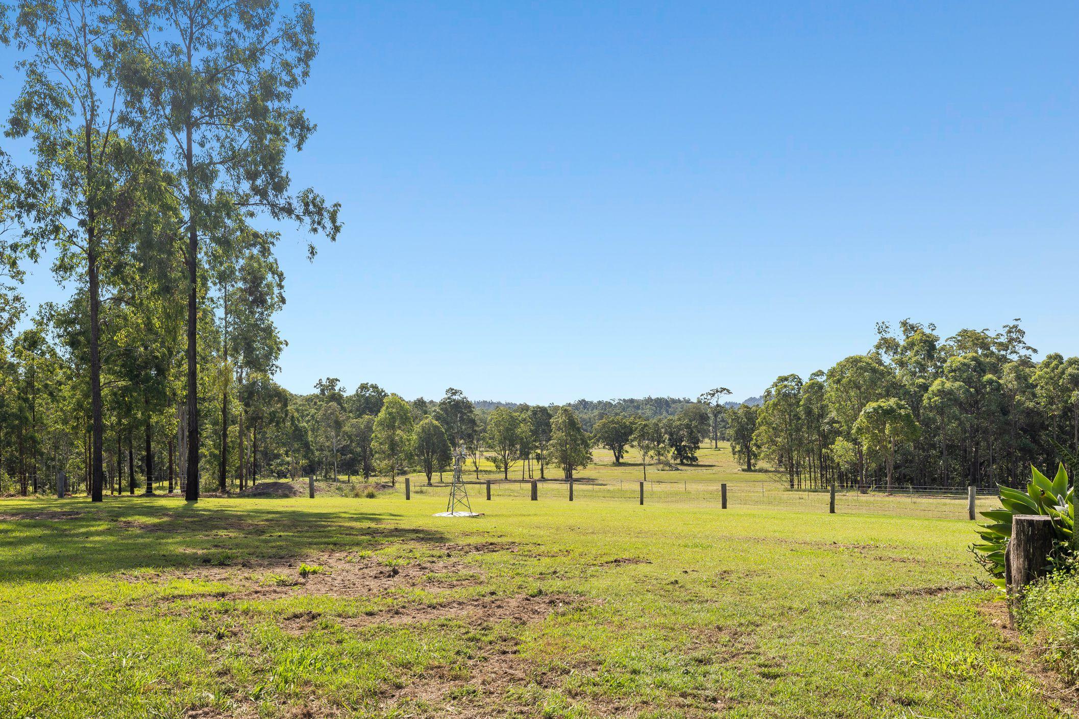Large Acreage With Multiple Income Streams