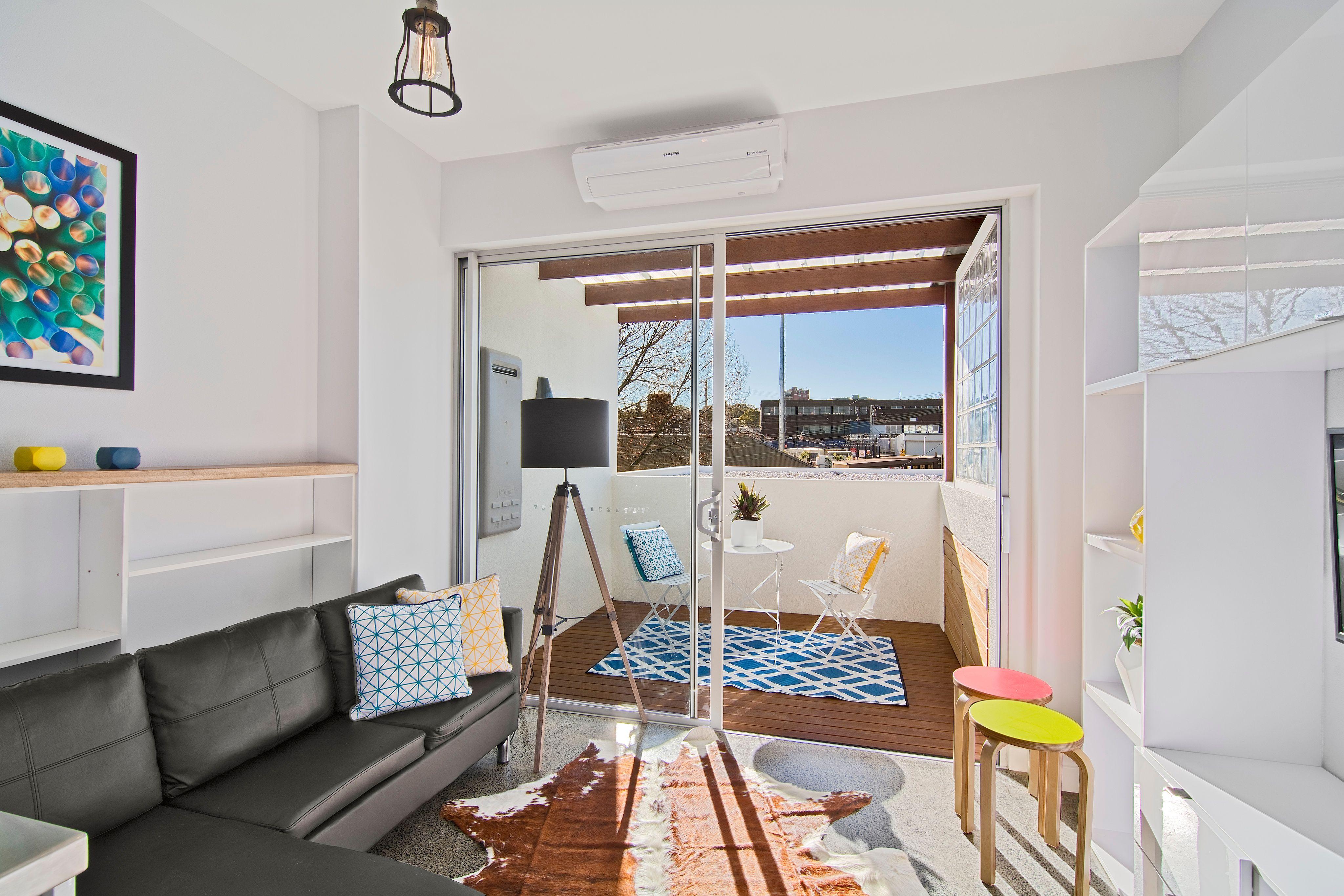 Prop-GPT: Studio: NSW Erskineville, NSW 2043 Home For Rent