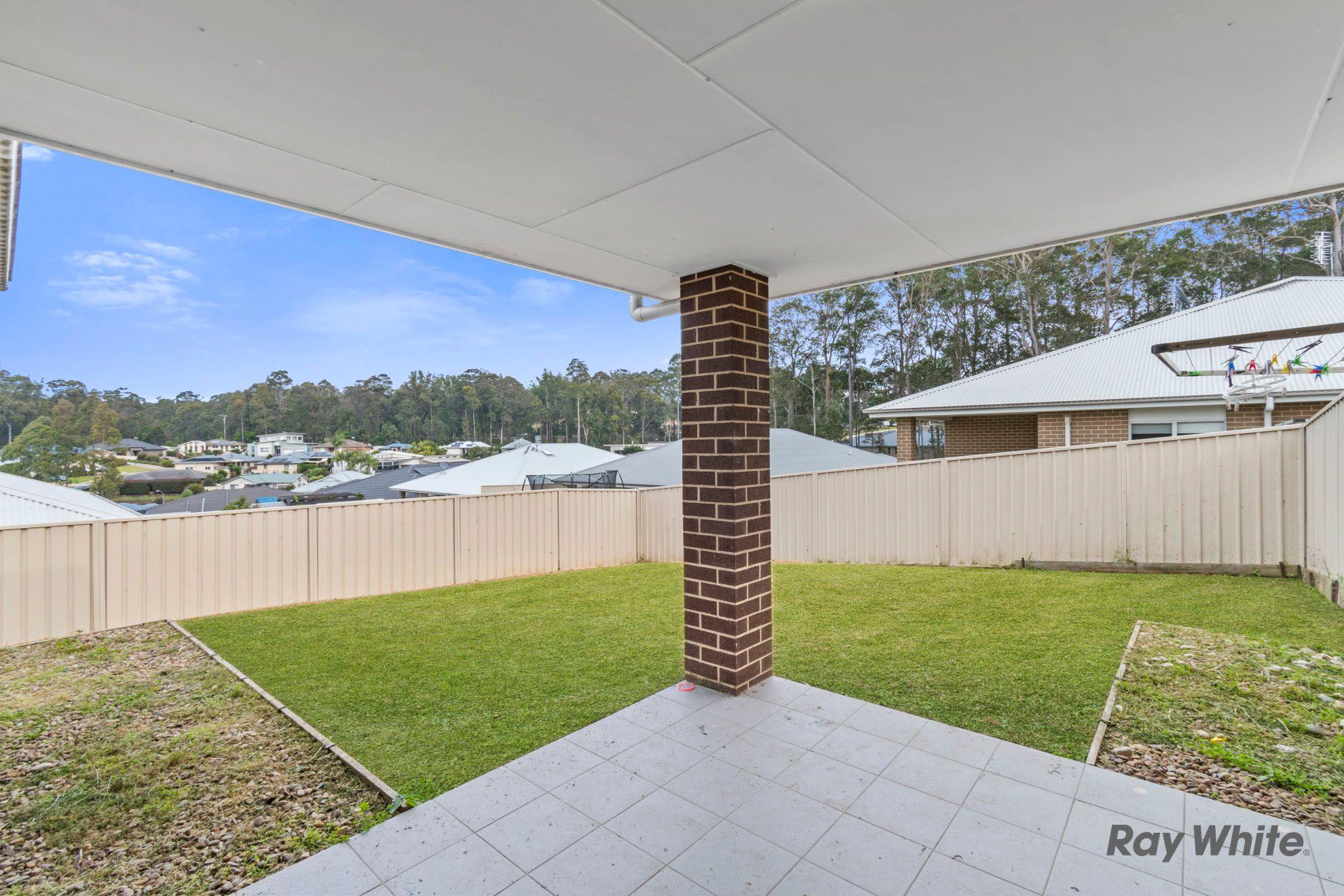 Duplex In Wagtail Crescent