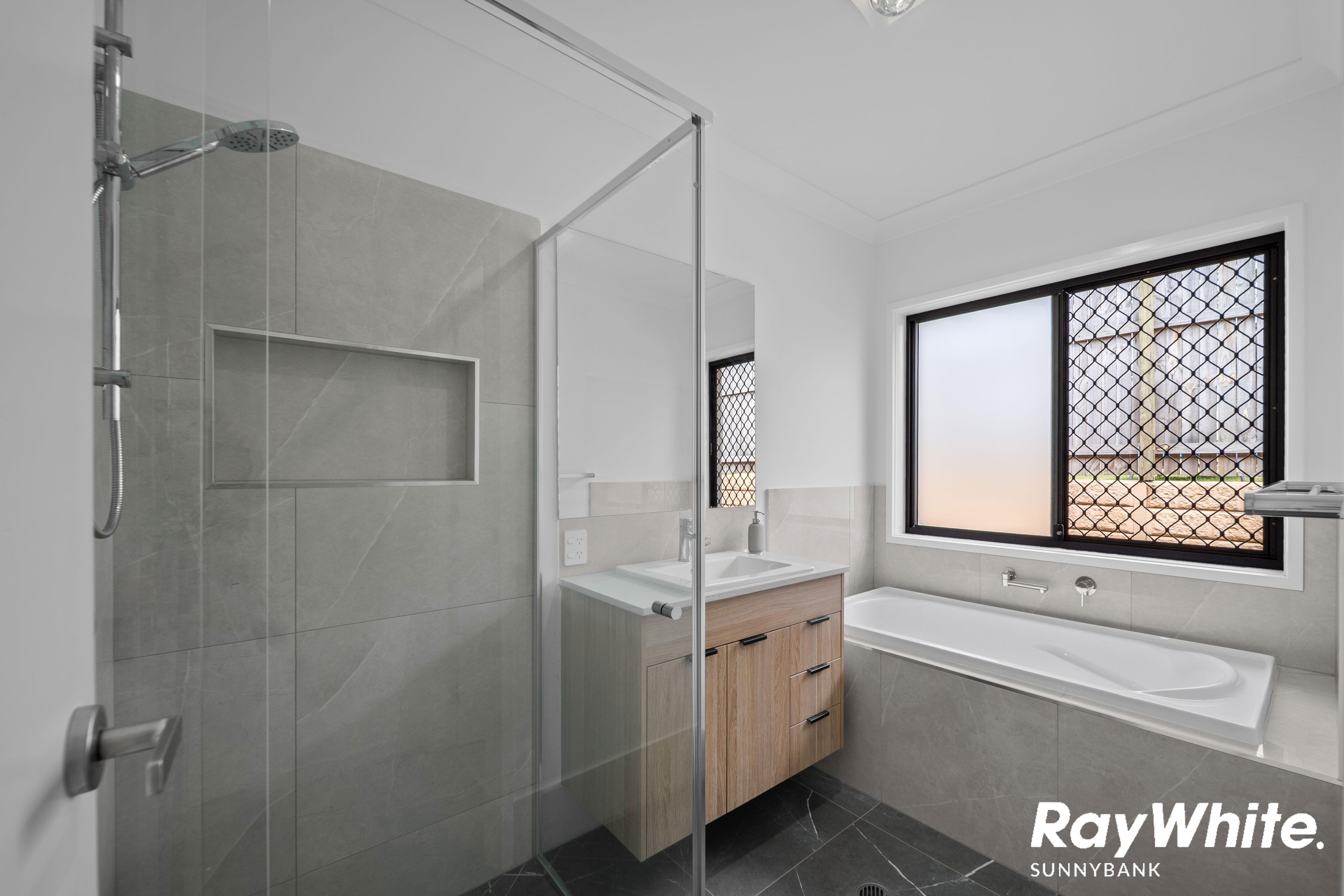 Spacious Family Living with Ducted Aircon