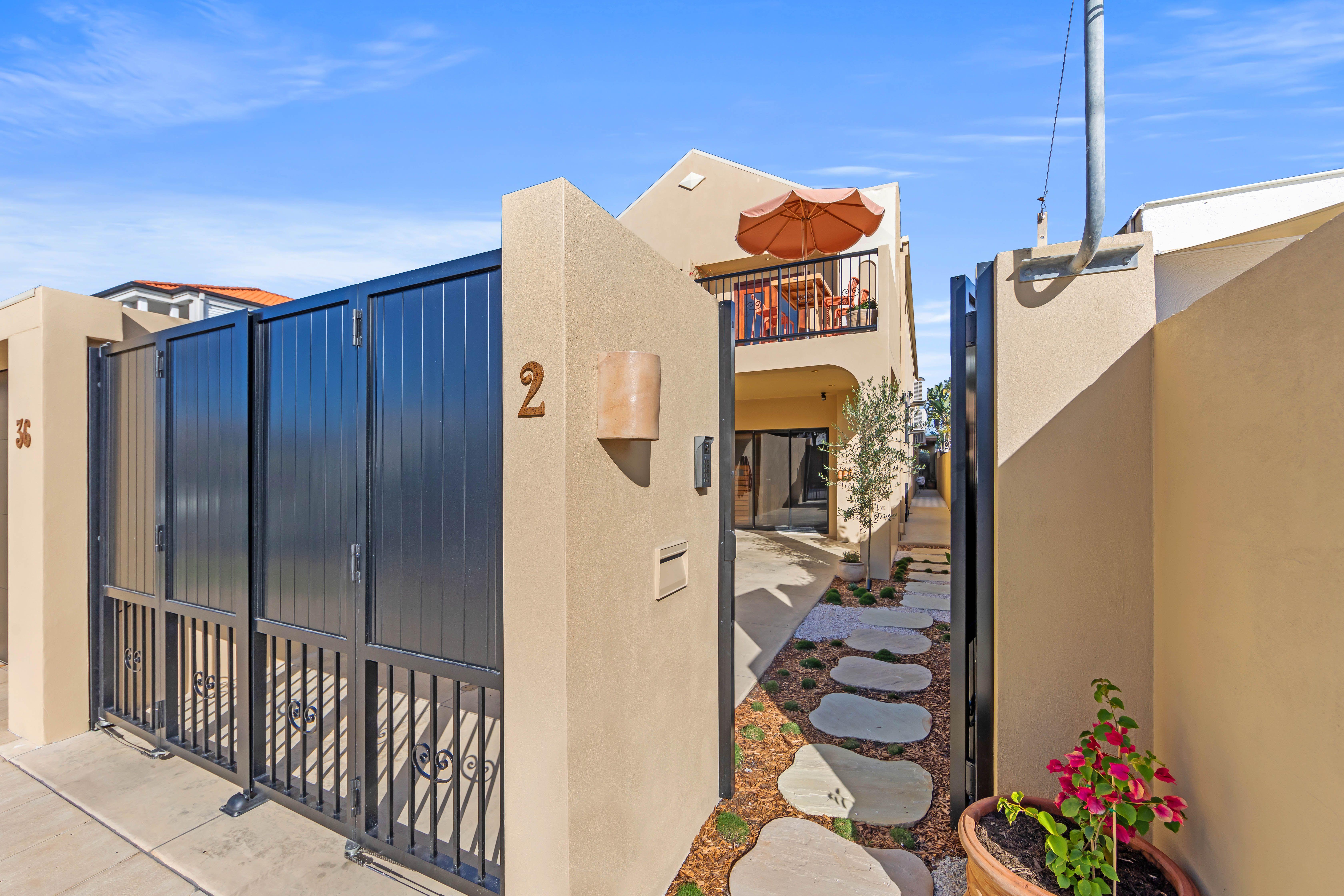 Welcome to your dream home in the heart of the prestigous, Mermaid Beach!