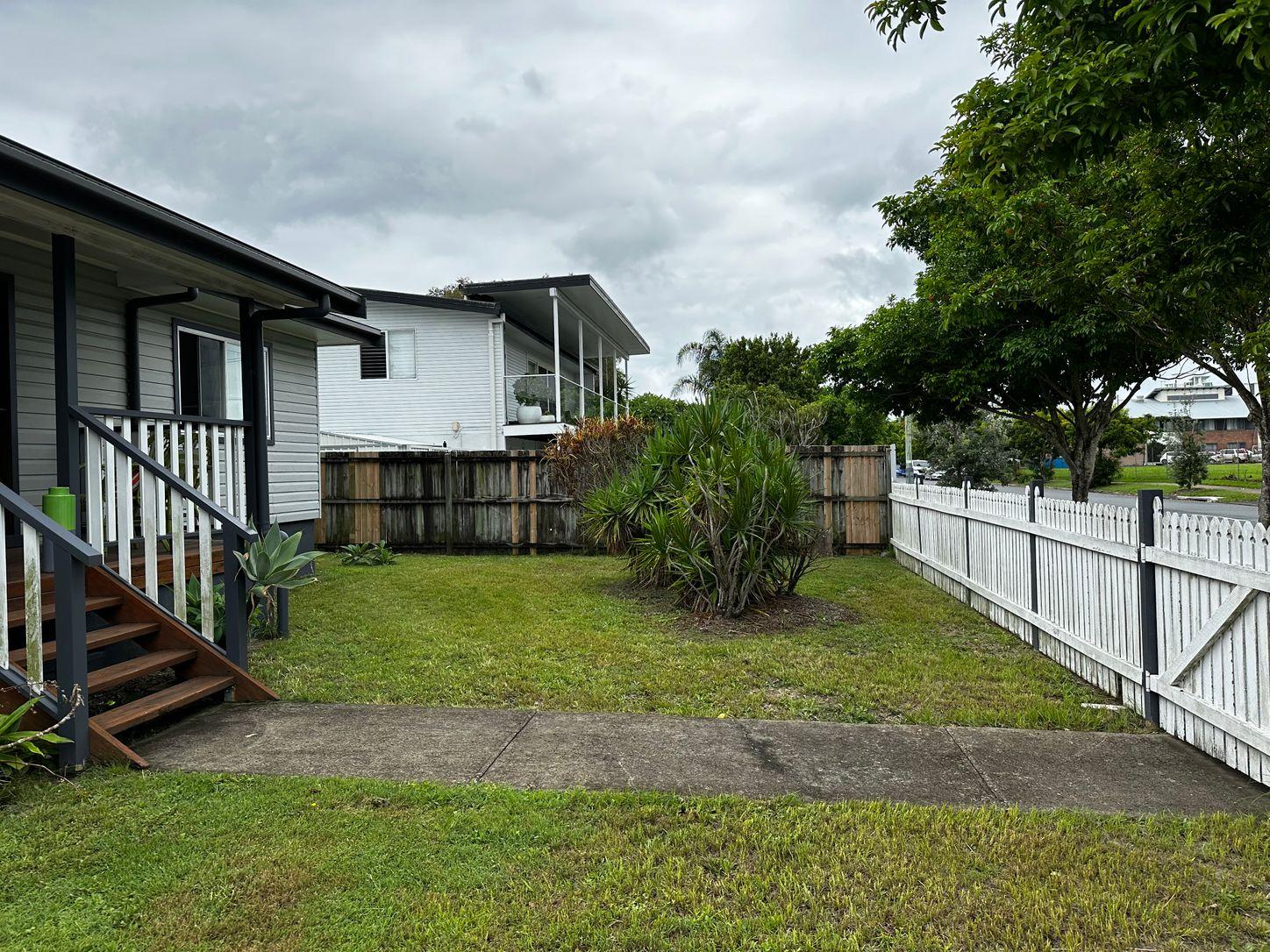 74 Muir Street, LABRADOR, QLD 4215 - House for Rent - harcourts.net