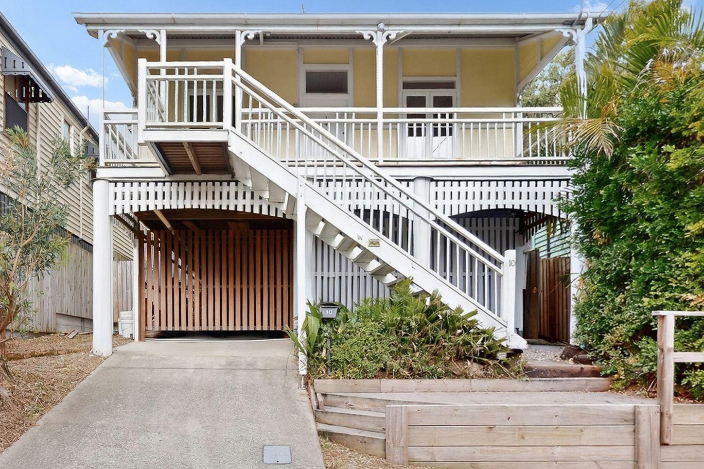 Prop-GPT: House: QLD Kelvin Grove, QLD 4059 Queensland 4059