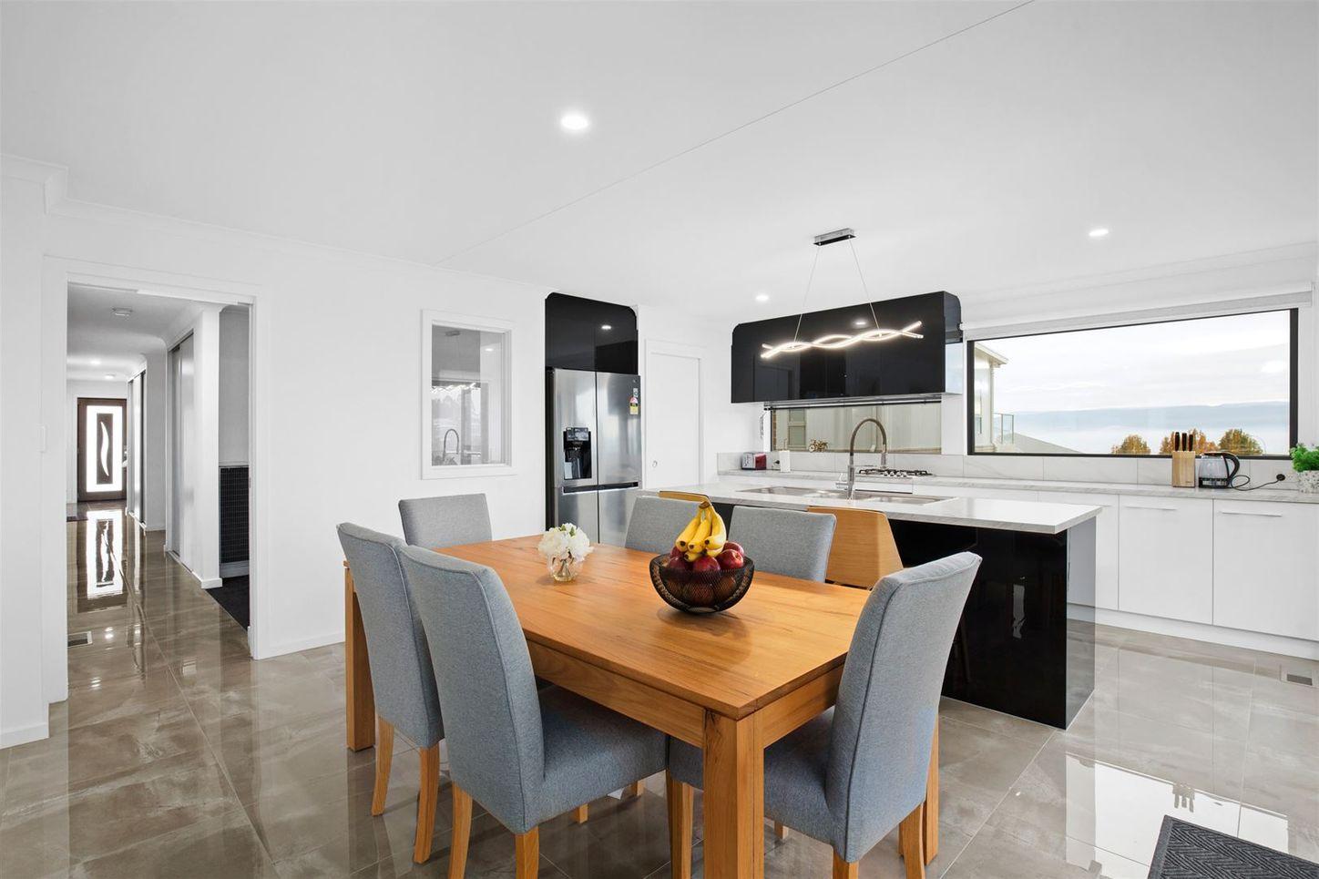 39 Tamar Rise, RIVERSIDE, TAS 7250 - House for Rent - harcourts.net