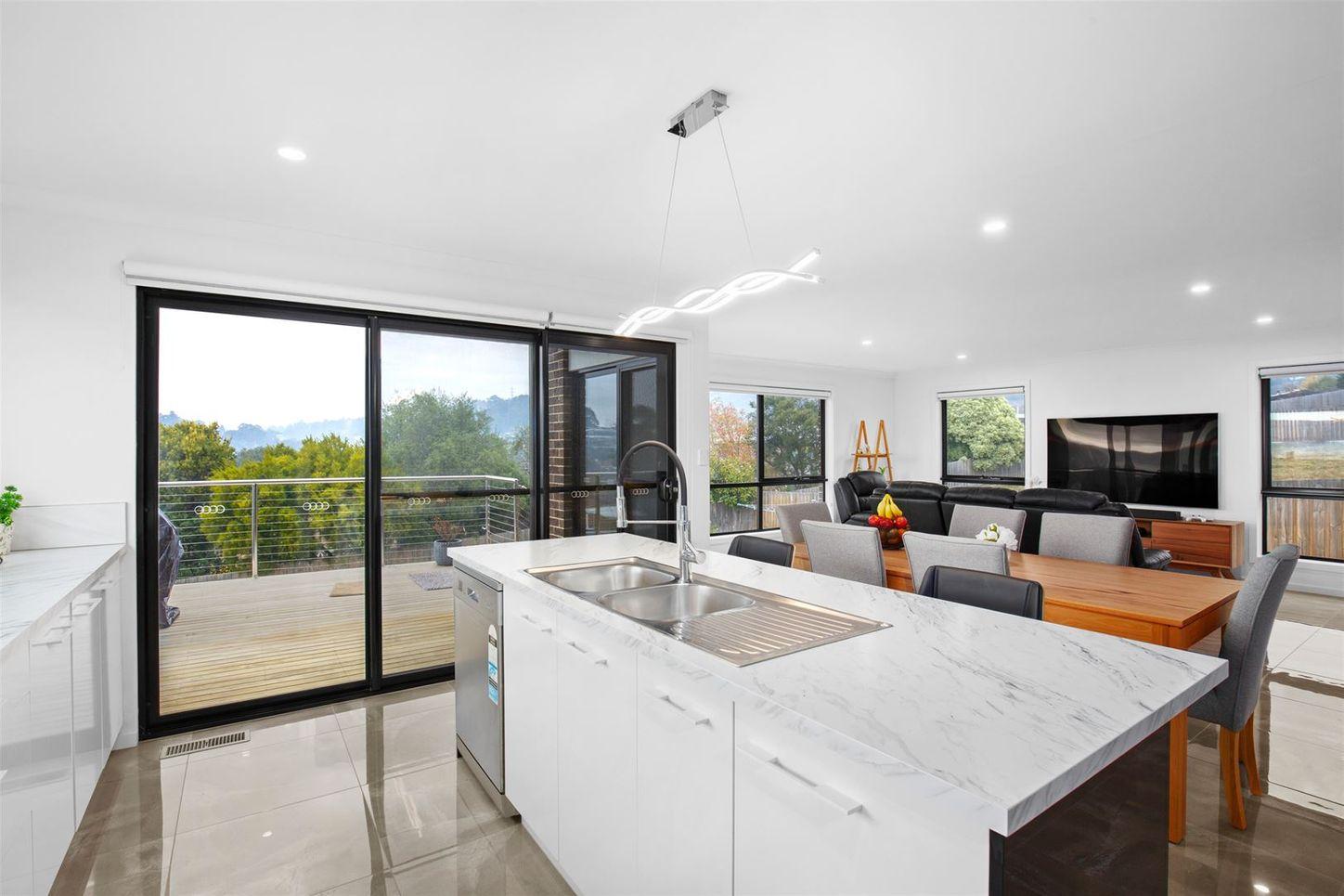 39 Tamar Rise, RIVERSIDE, TAS 7250 - House for Rent - harcourts.net