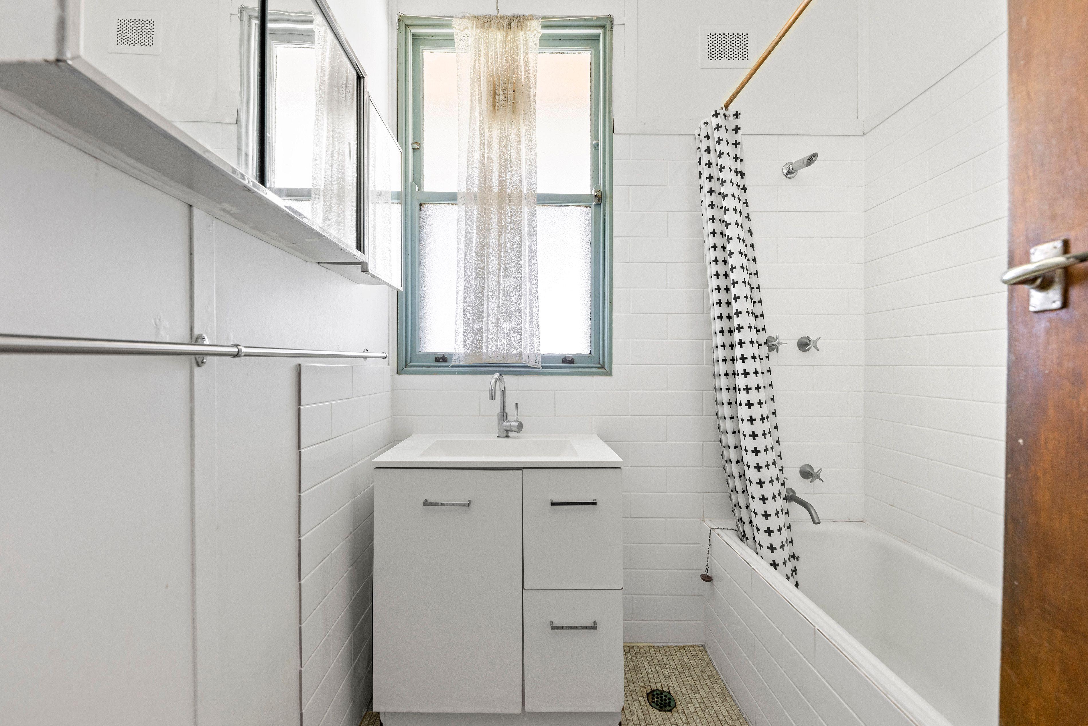 Charming Family Home in Clearview