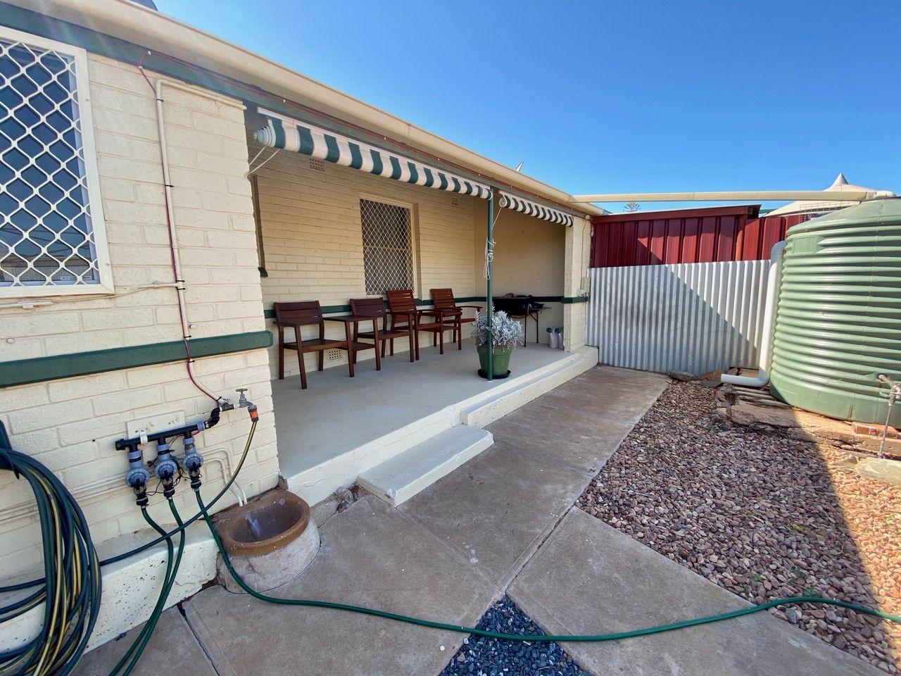 FULLY FURNISHED HOME