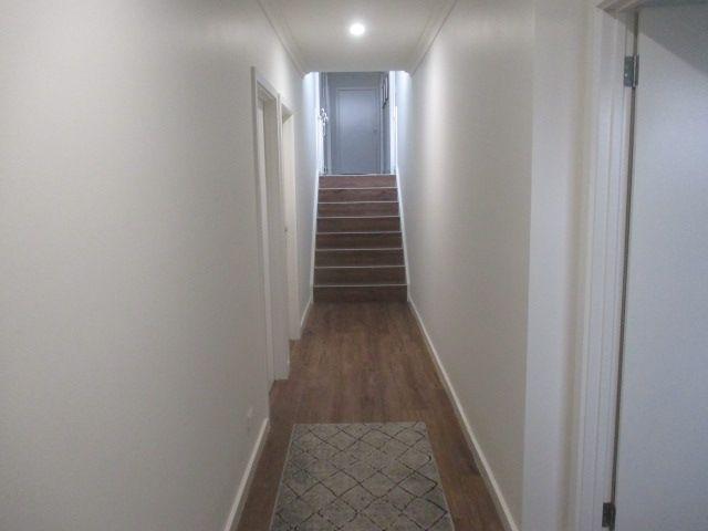 Executive Living in a popular location - close to main street and river