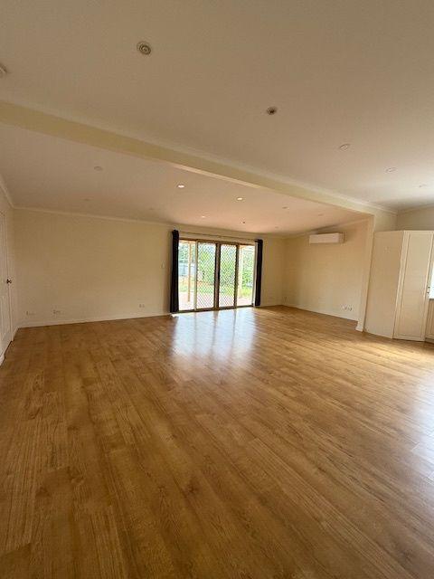 Spacious Rural Living in Balaklava!