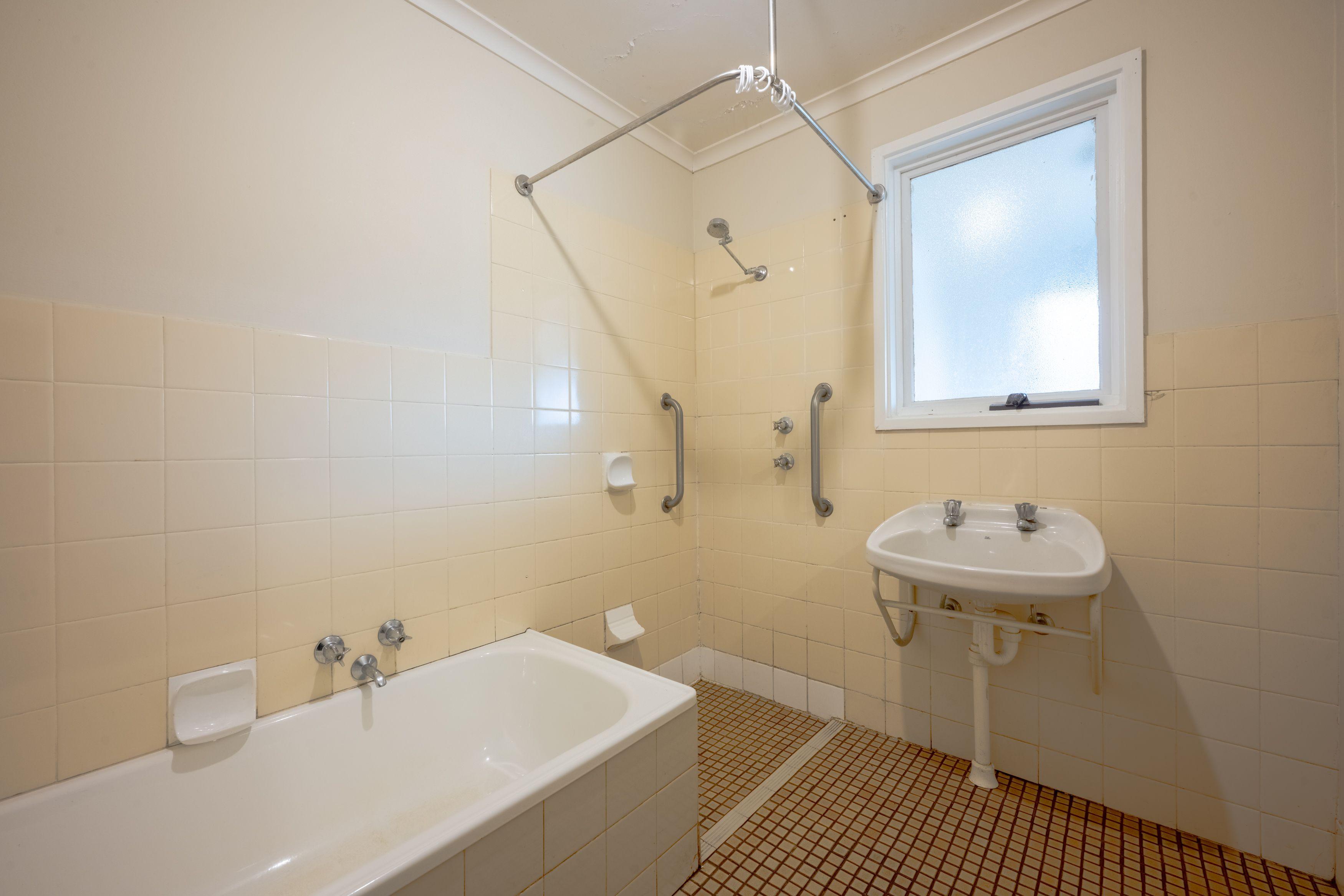 Low Maintenance Living - Open inspection Tuesday 7/10/25 at 5:00pm - 5:15pm