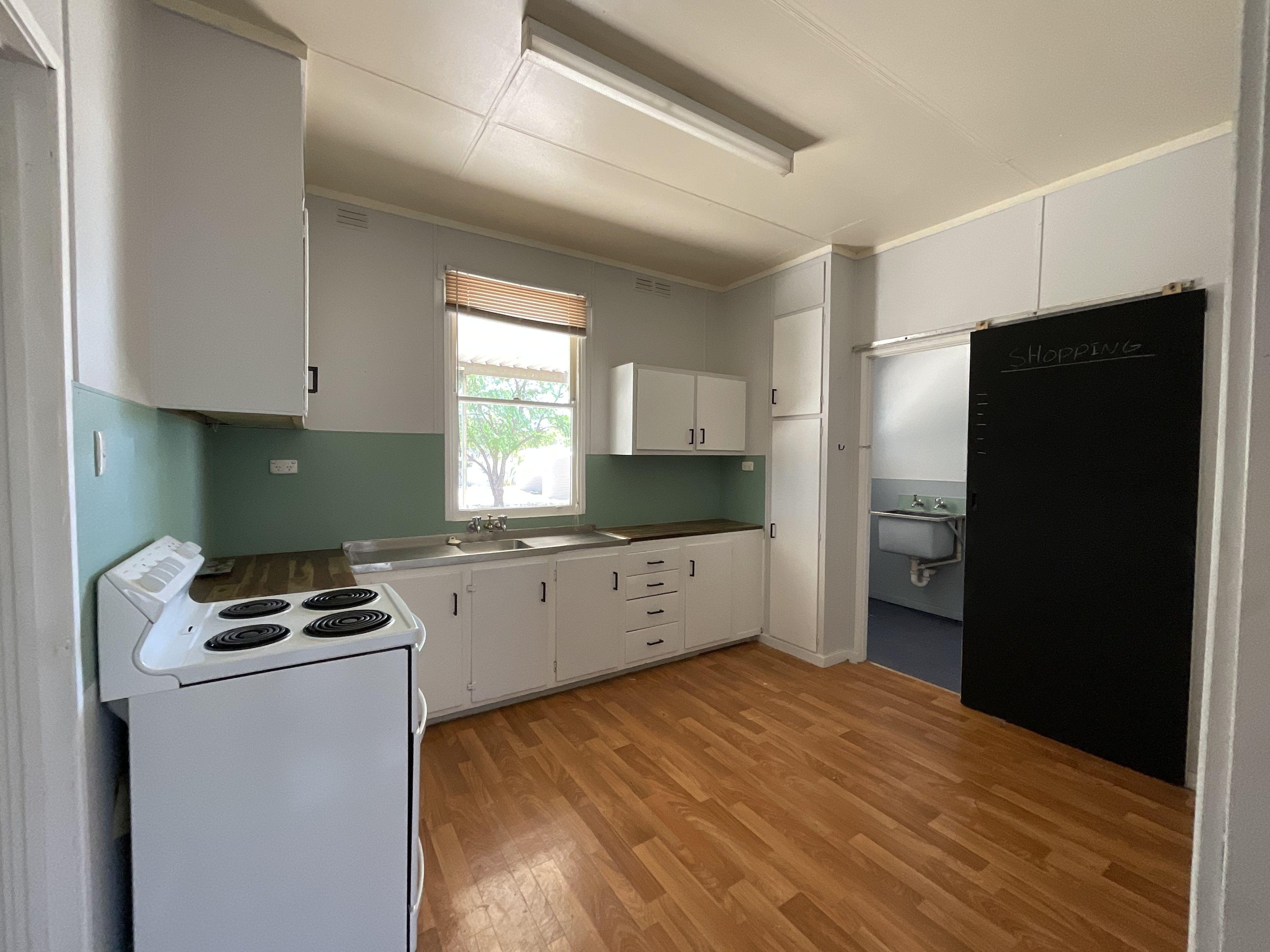 3 Bedroom, Low Maintenance Home