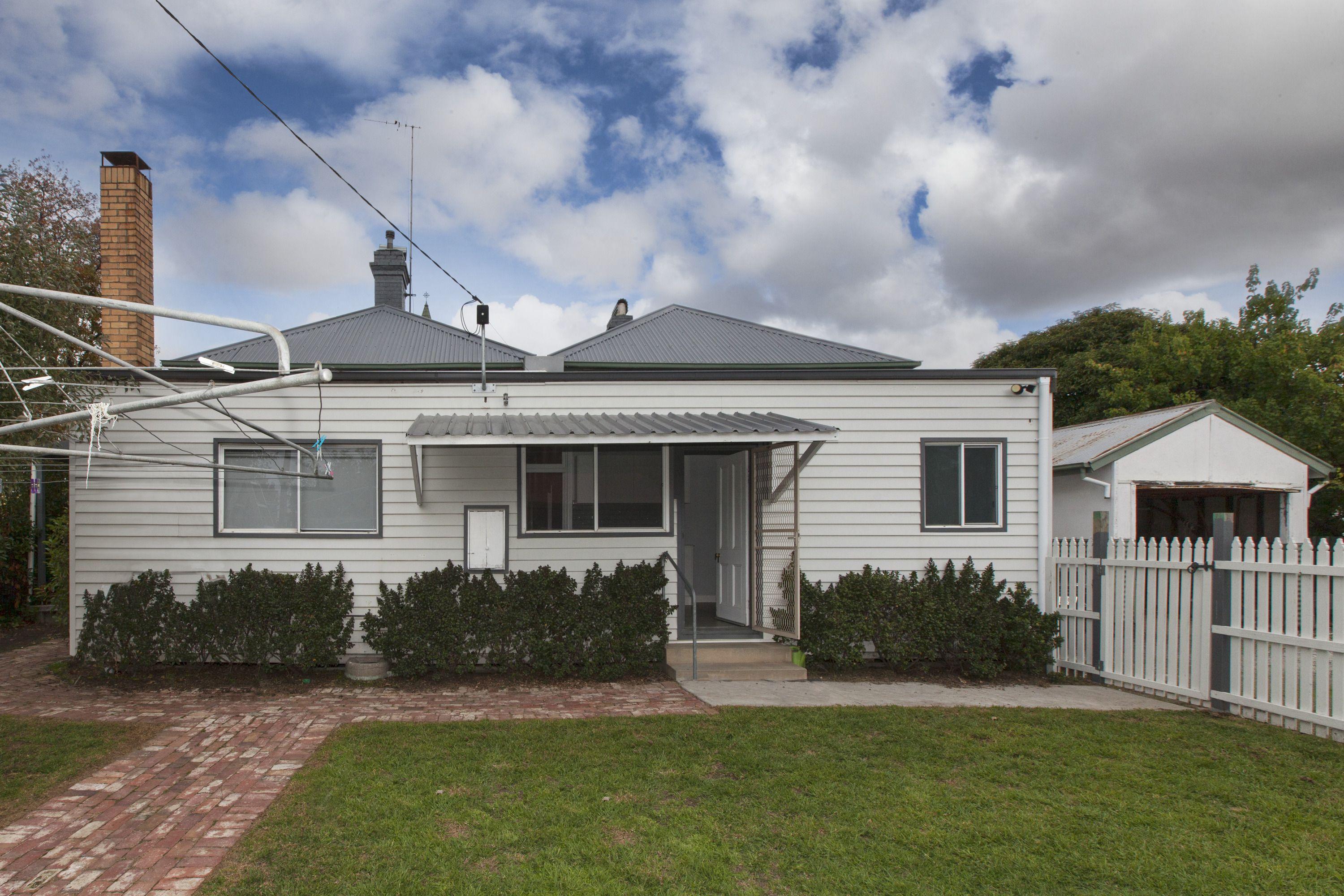 Charming, 4 bedroom home