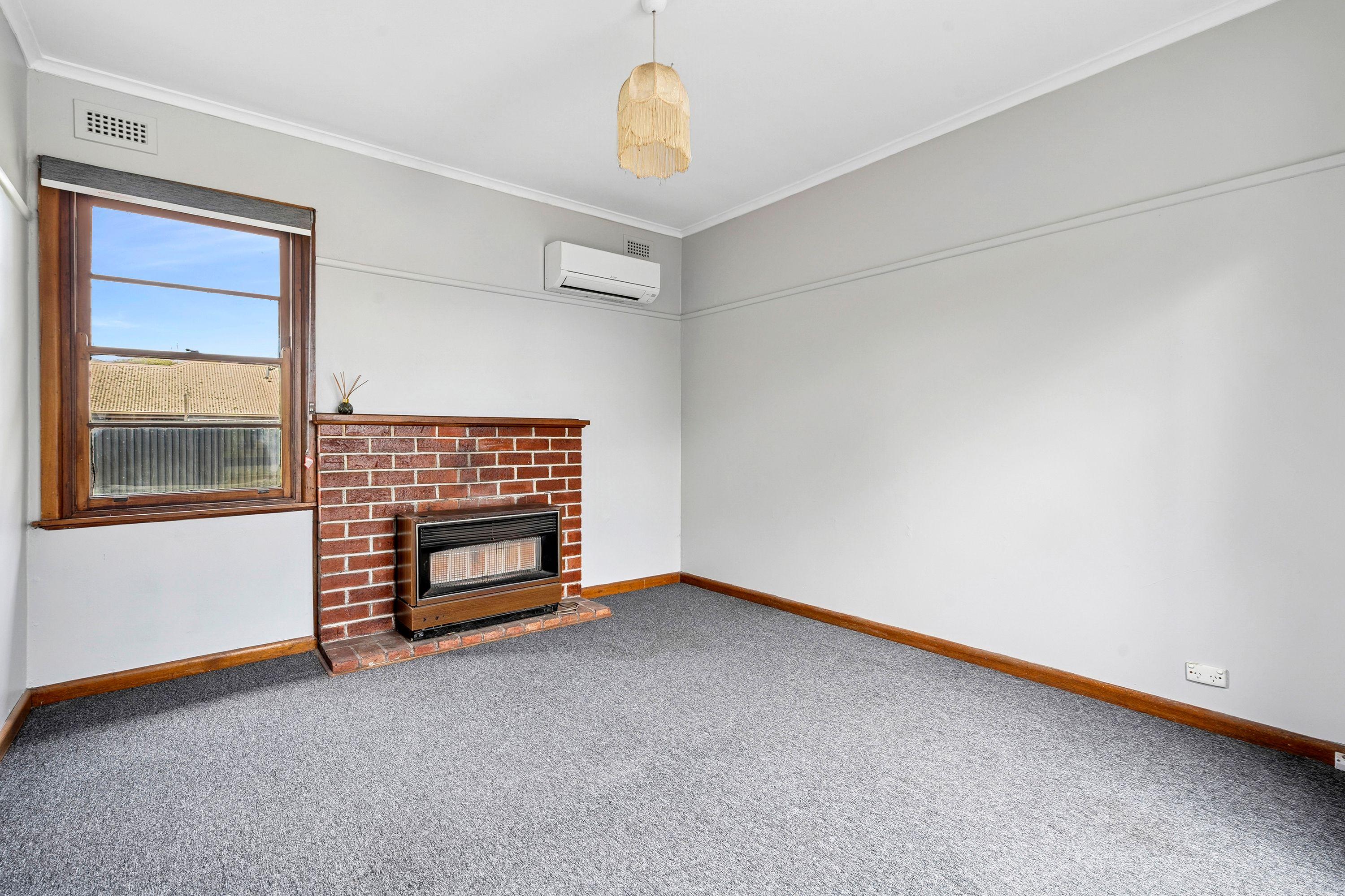 Newly Painted and Stunning Exterior