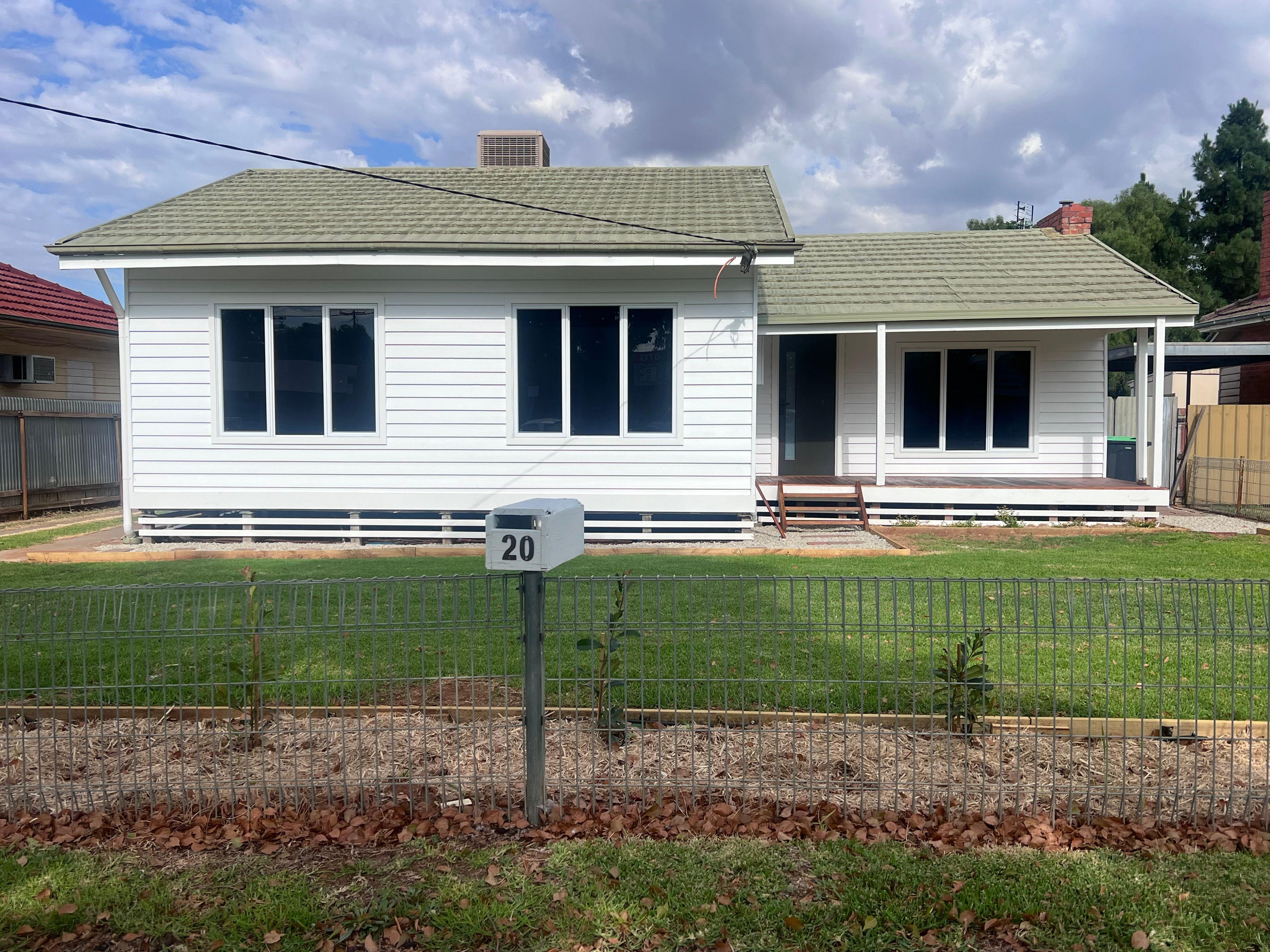 Prop-GPT: House: VIC Swan Hill, VIC 3585 Home For Rent