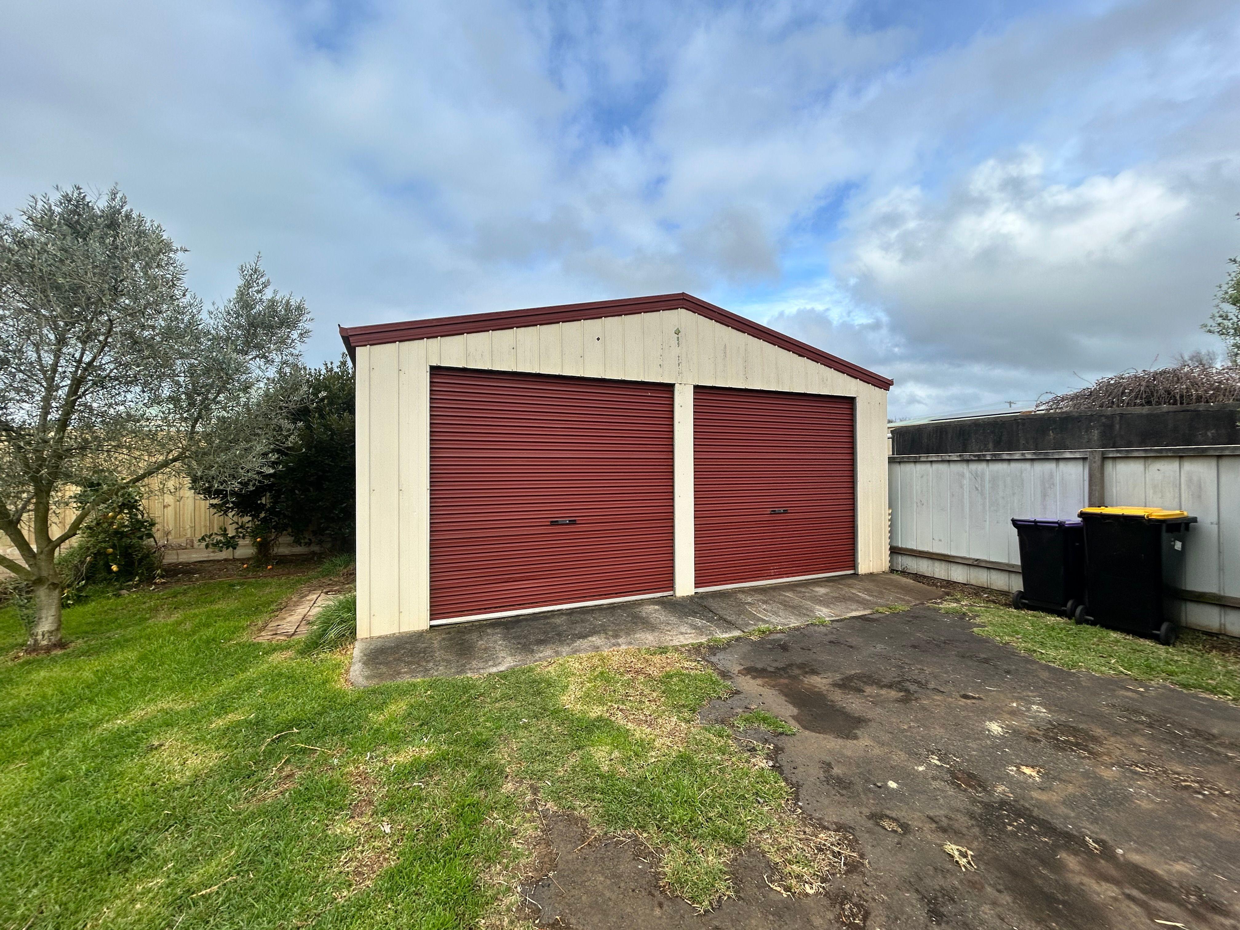 Charming Home in the Heart of Koroit