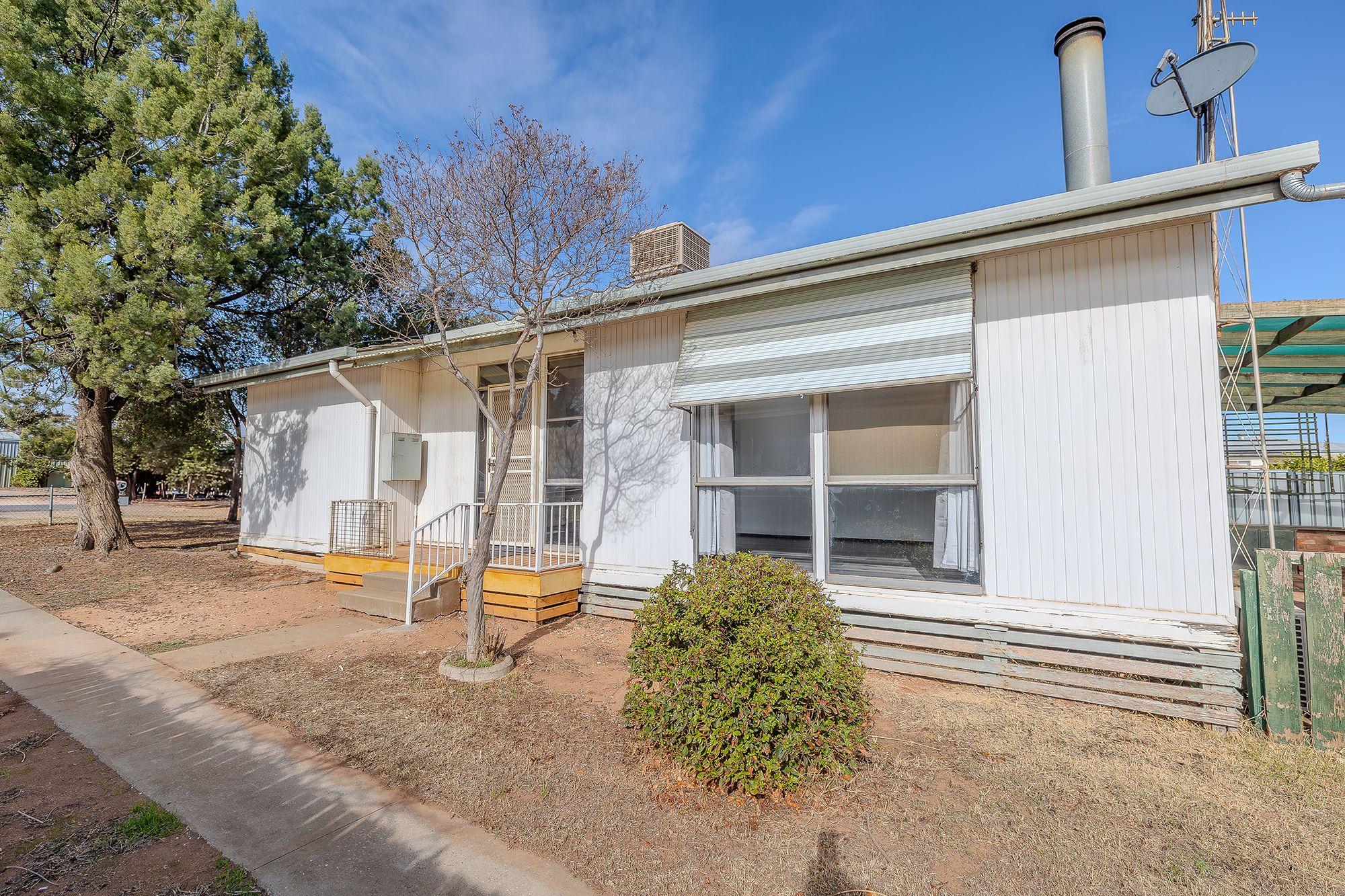 Charming Home for Lease in Ouyen