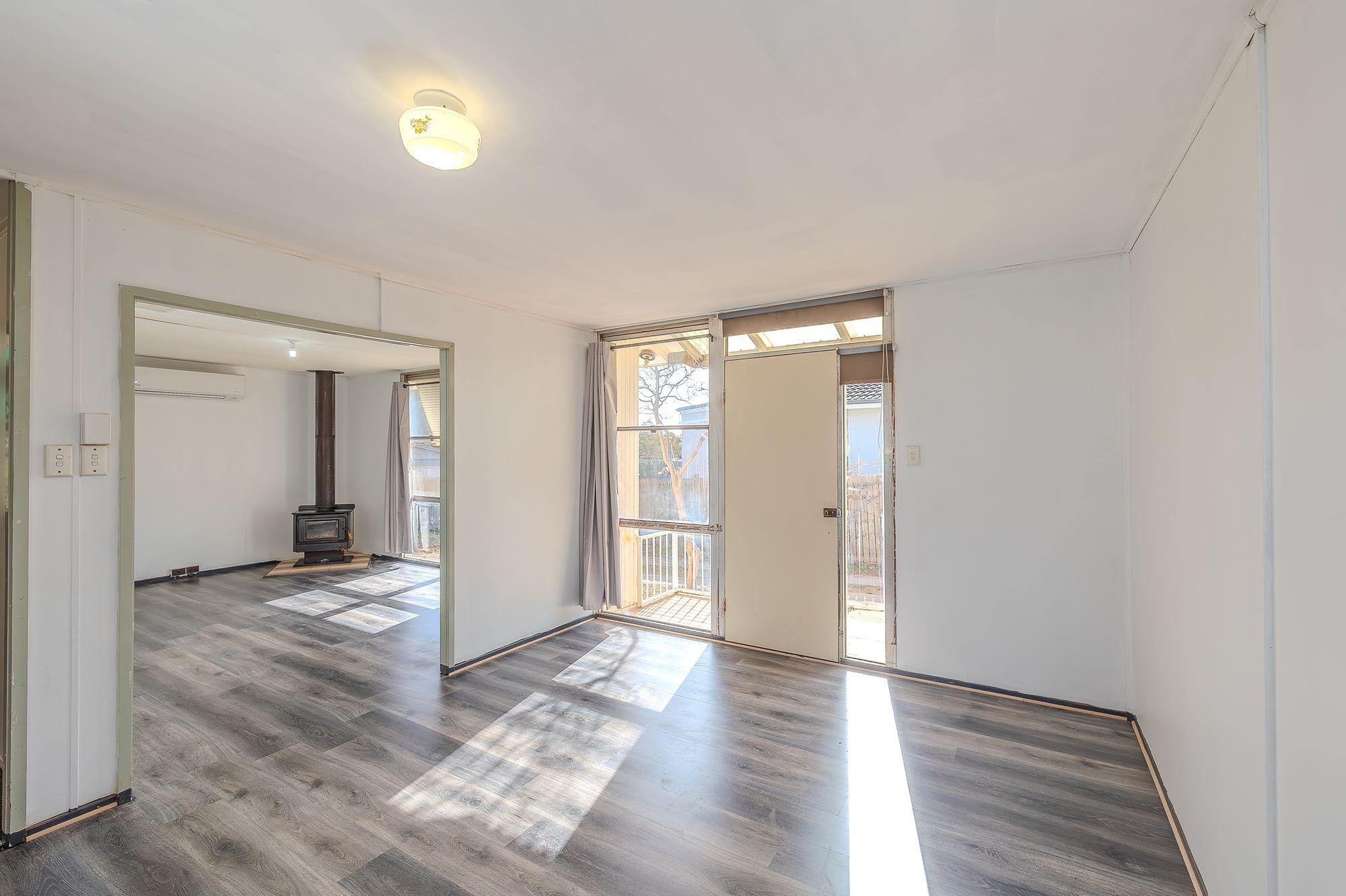 Charming Home for Lease in Ouyen