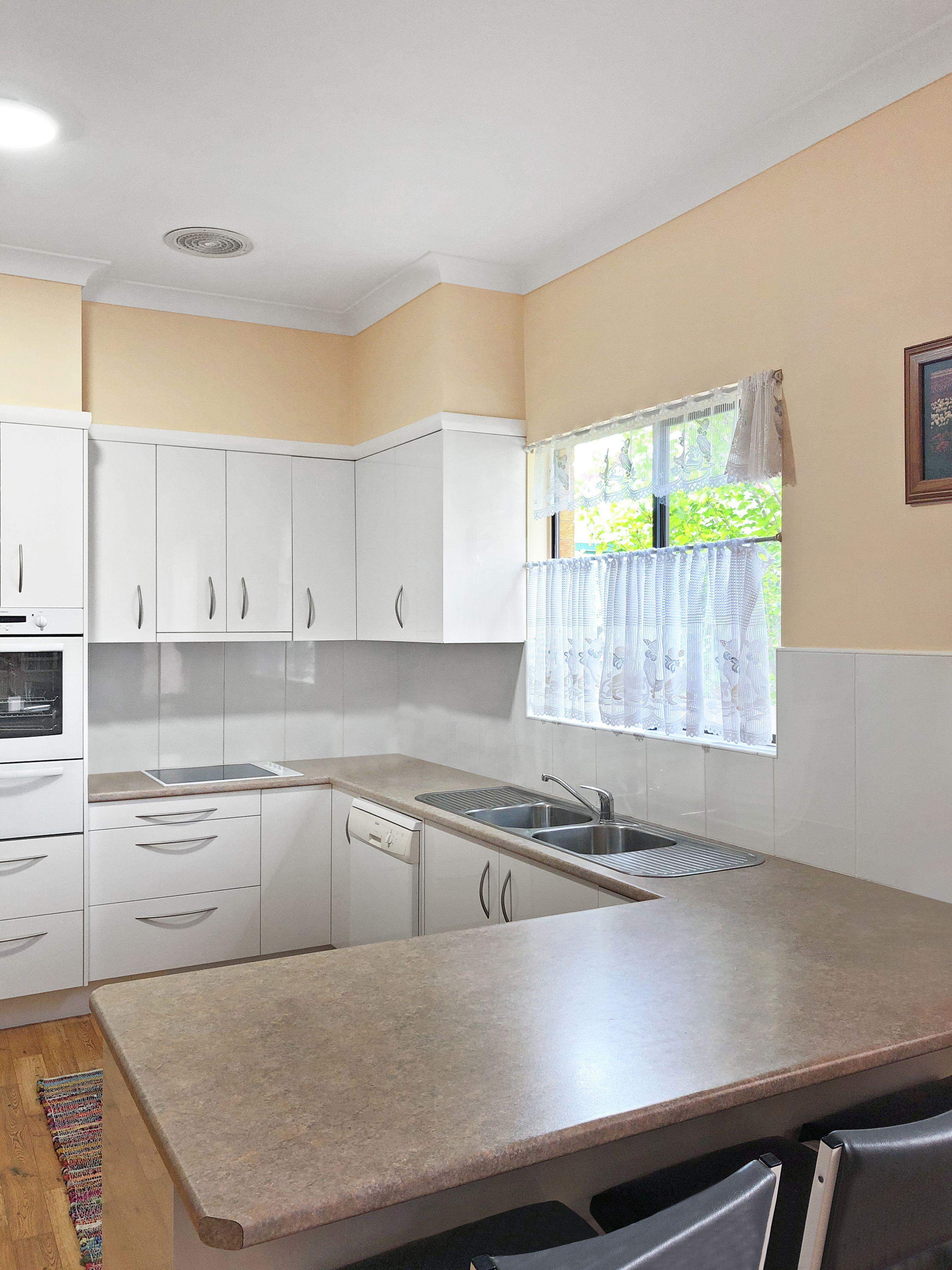 Furnished 3 Bedroom Home in Central Dubbo