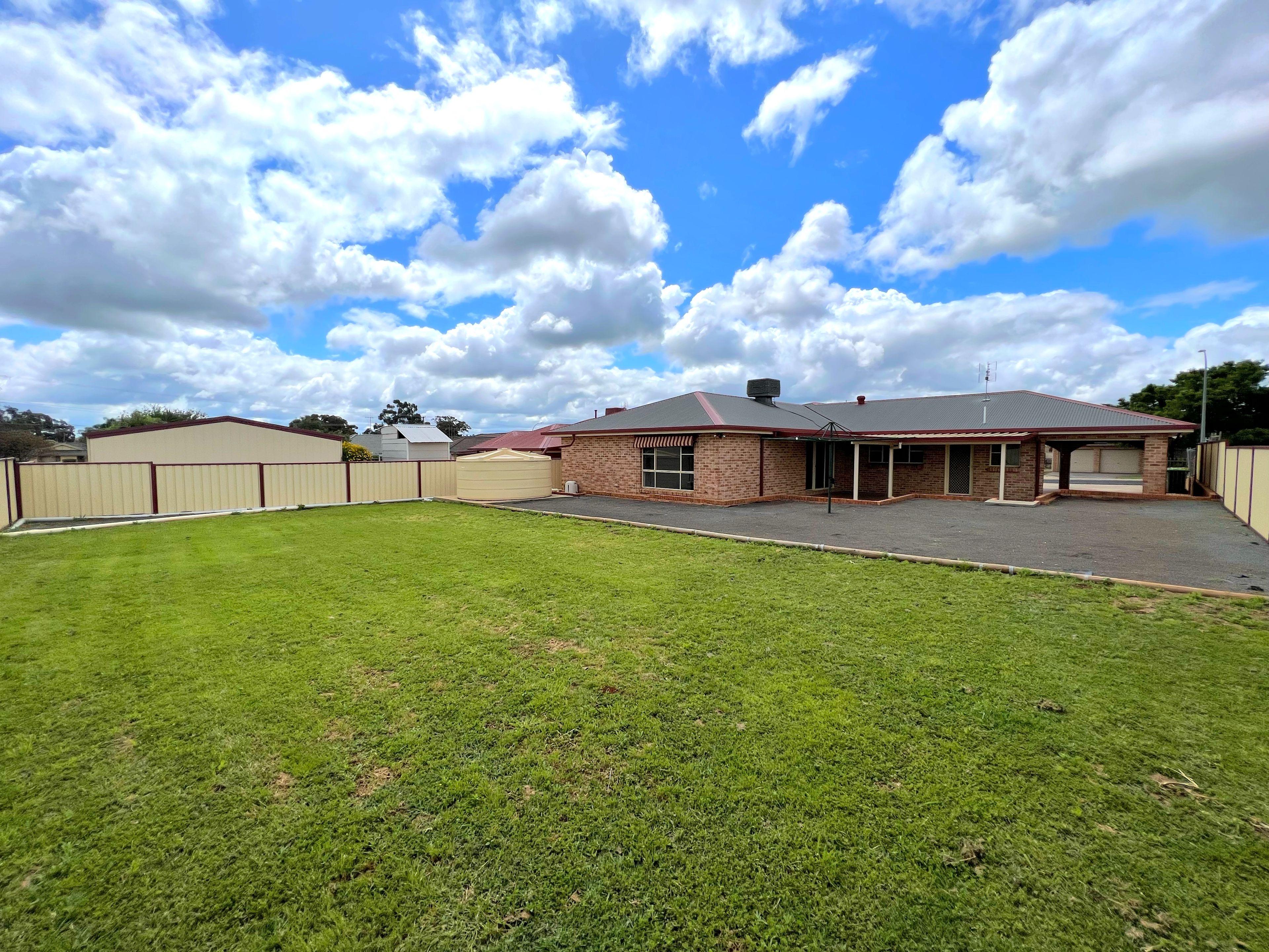 Ray White Real Estate Parkes