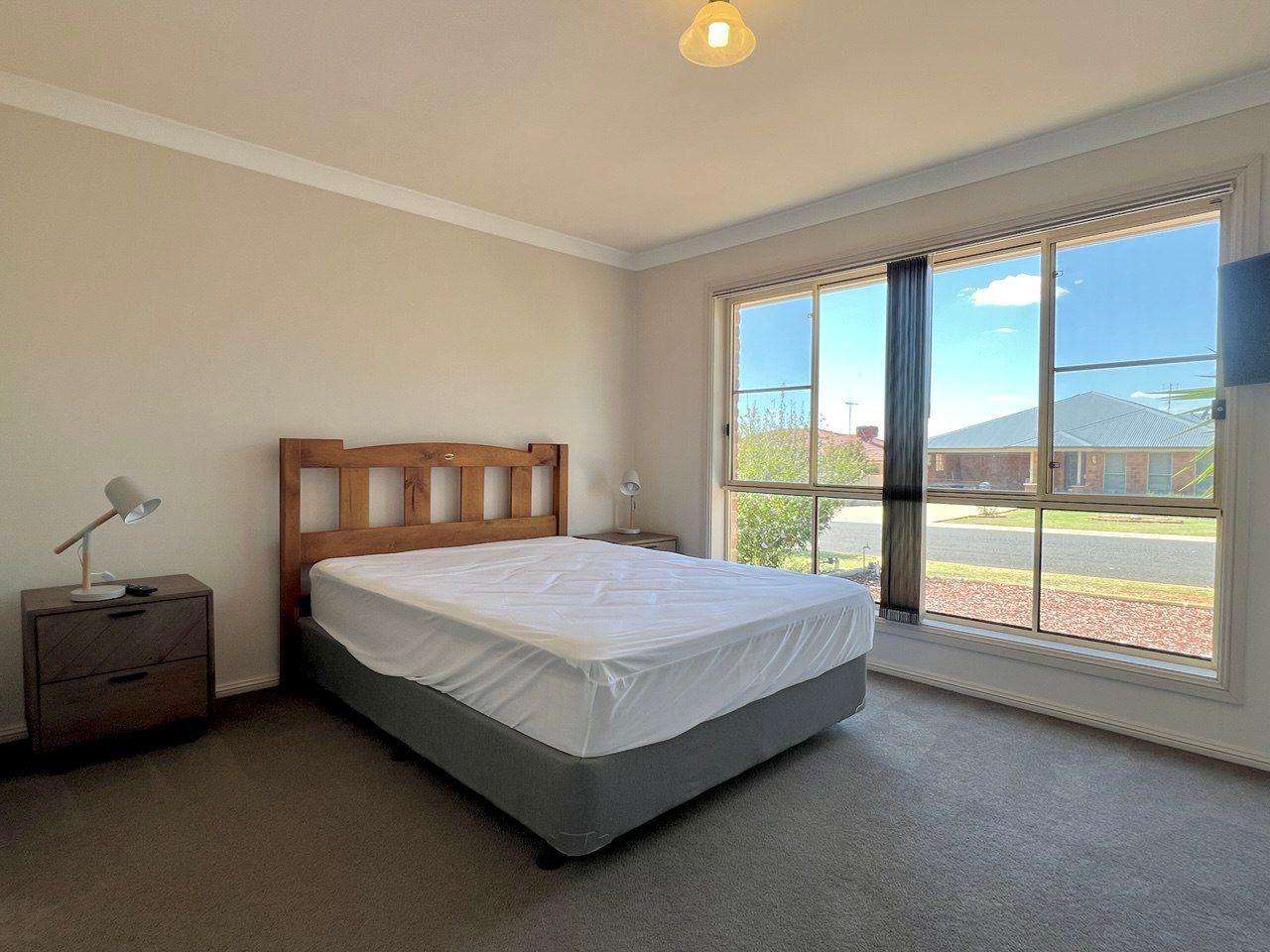 Ray White Real Estate Parkes