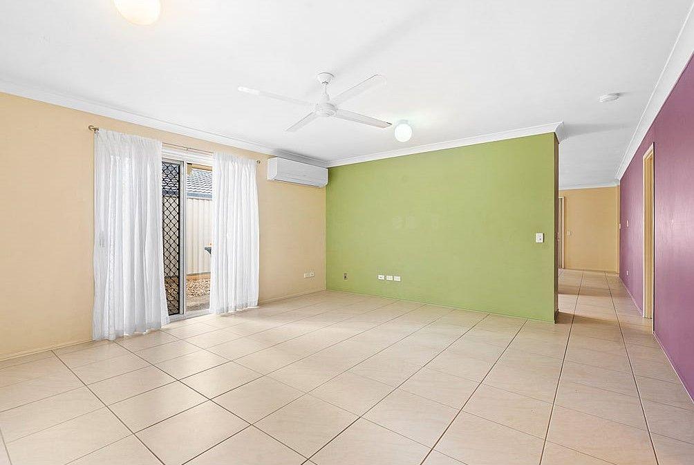 Light Filled & Modern, on Moriah!