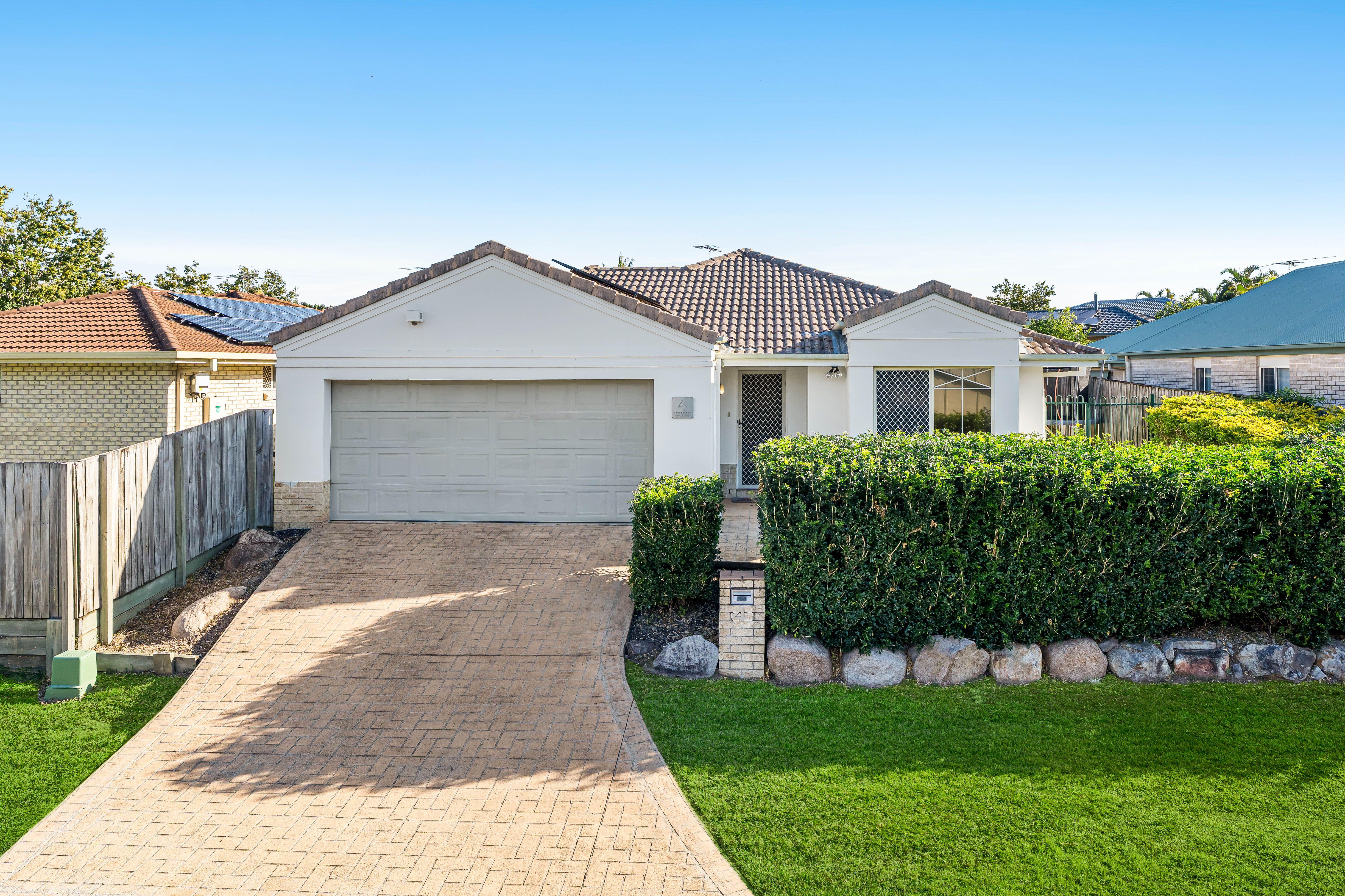 Prop-GPT: House: QLD Wakerley, QLD 4154 Home For Rent