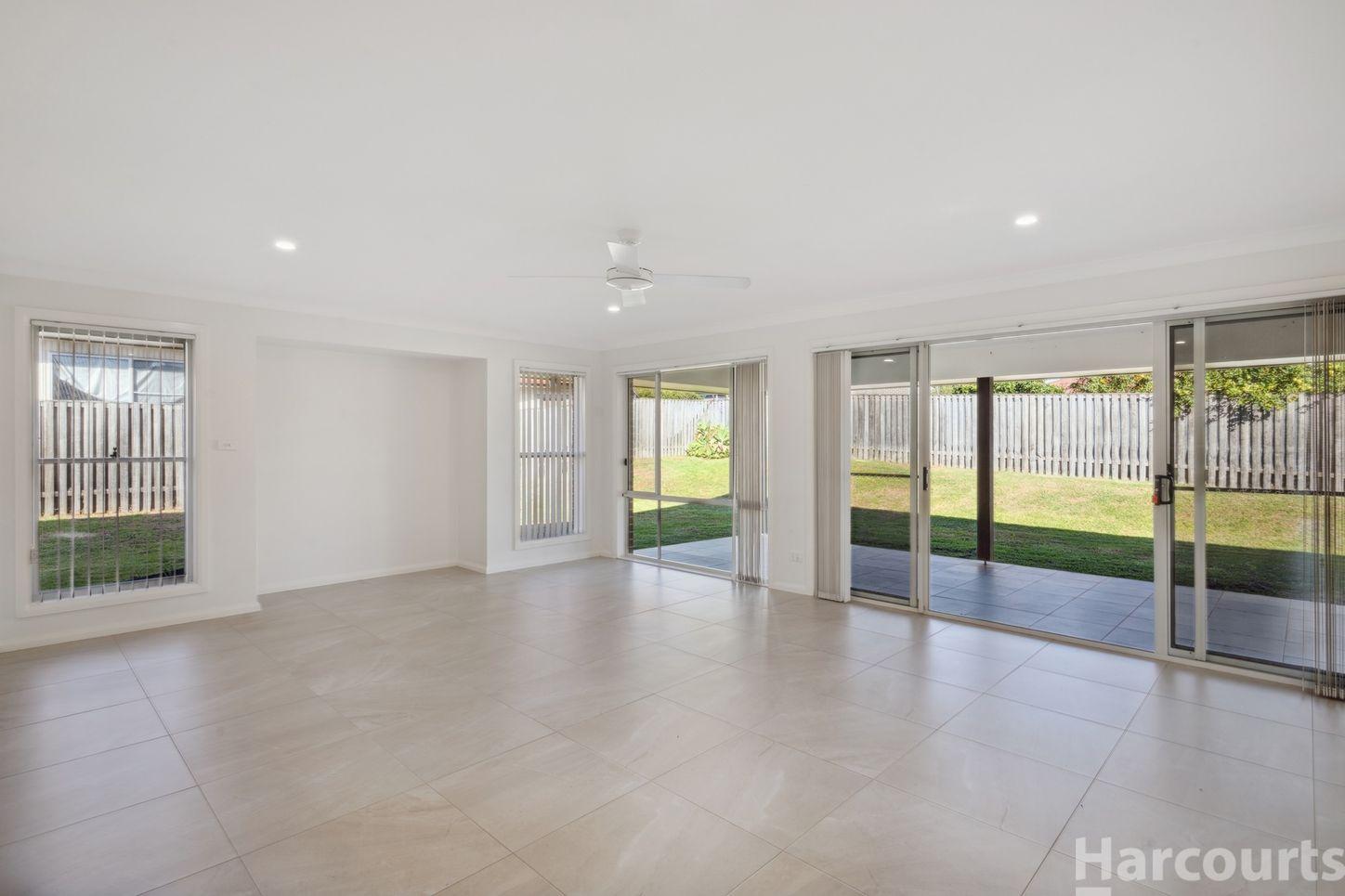 33 Salmean Circuit, Port Macquarie, NSW 2444 - House for Rent - harcourts.net