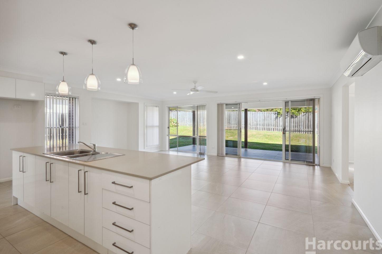 33 Salmean Circuit, Port Macquarie, NSW 2444 - House for Rent - harcourts.net