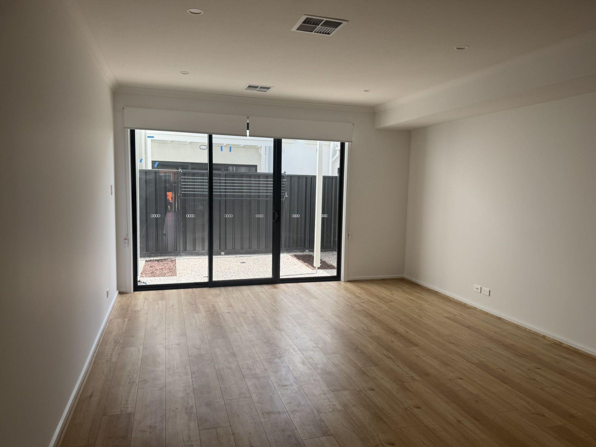 Brand-New Coastal Luxe Living in Fort Largs