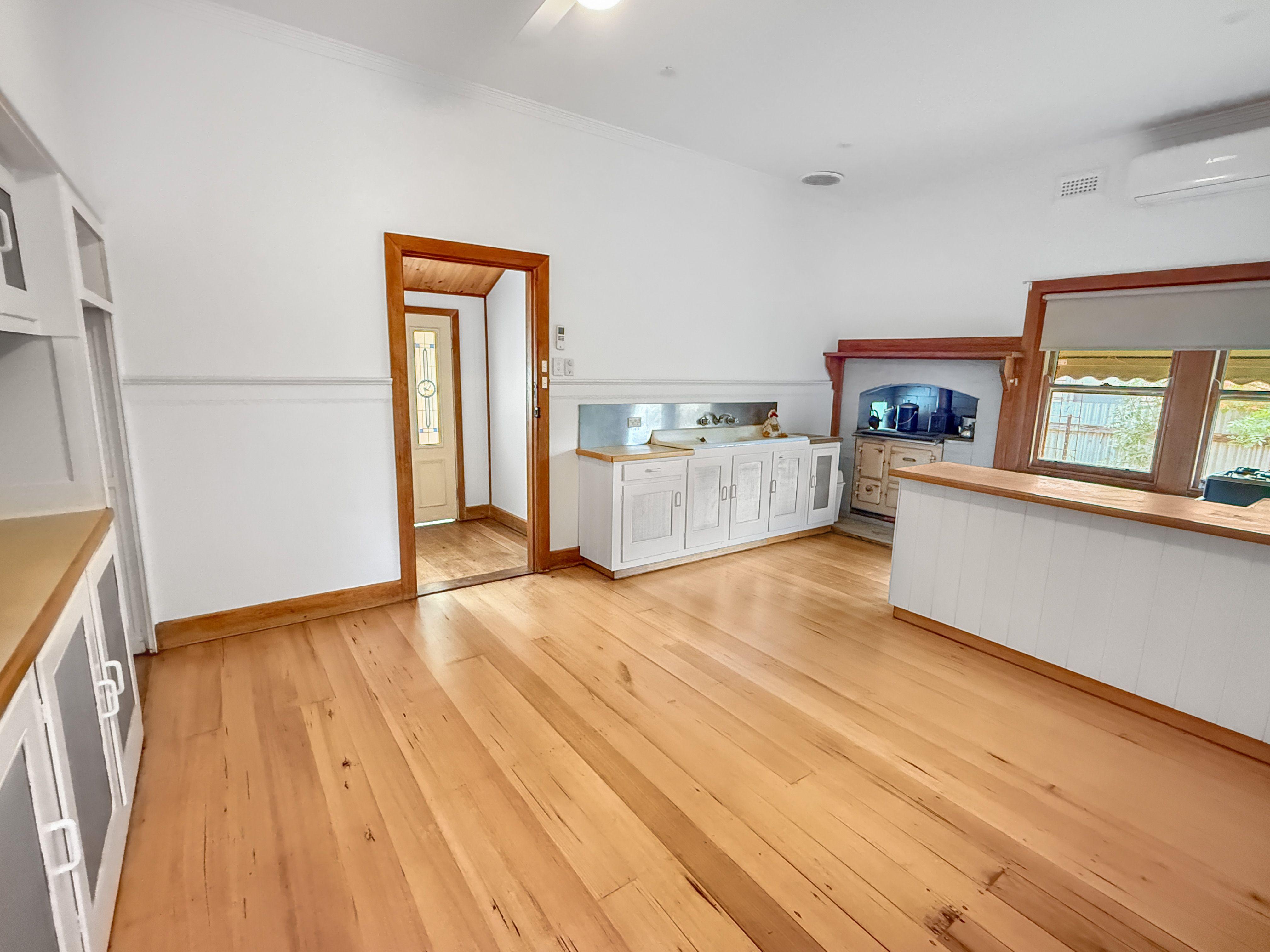 Charming Renovated Home on Brock St