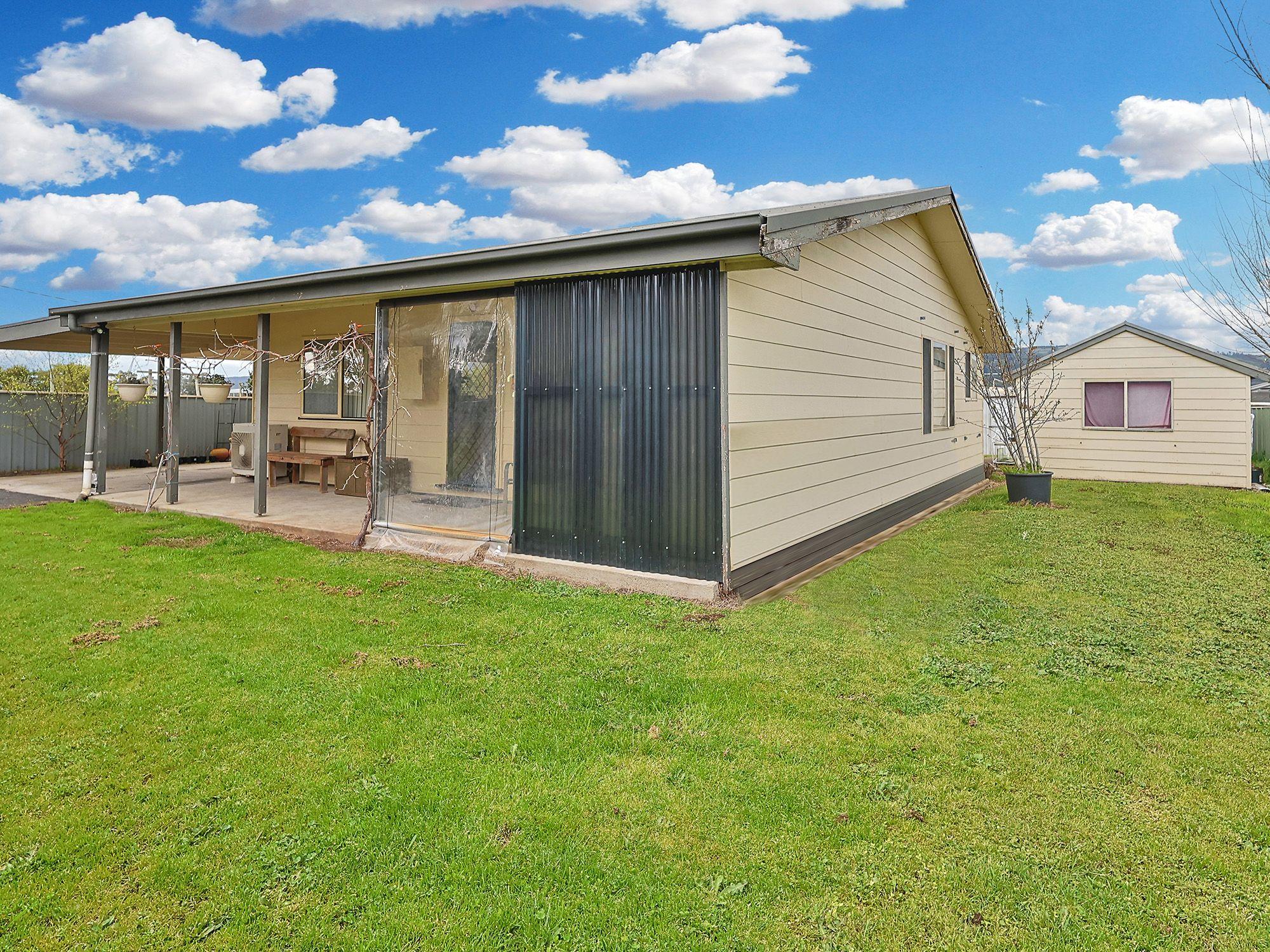 Lifestyle Acreage with Space to Dream