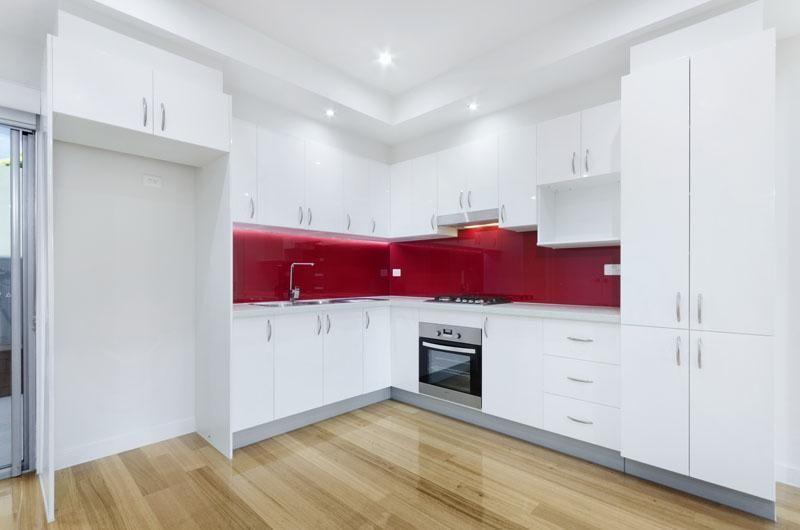 Modern Living in a 2-Bed, 2-Bath Townhouse