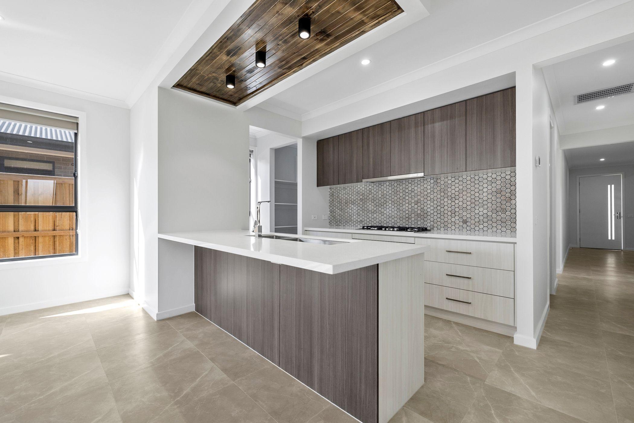 Exceptional Home for Rent: Discover Serenity at 7 Grassy Street, Winter Valley
