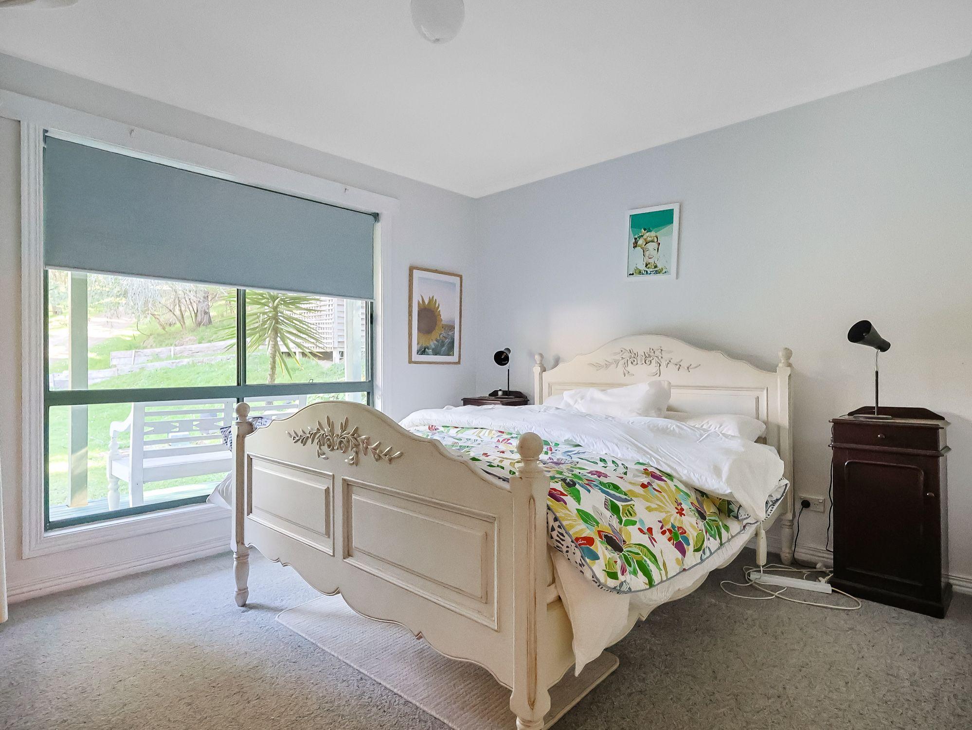 Exclusive Lakeside Estate - Wildlife, Water & Stunning Views