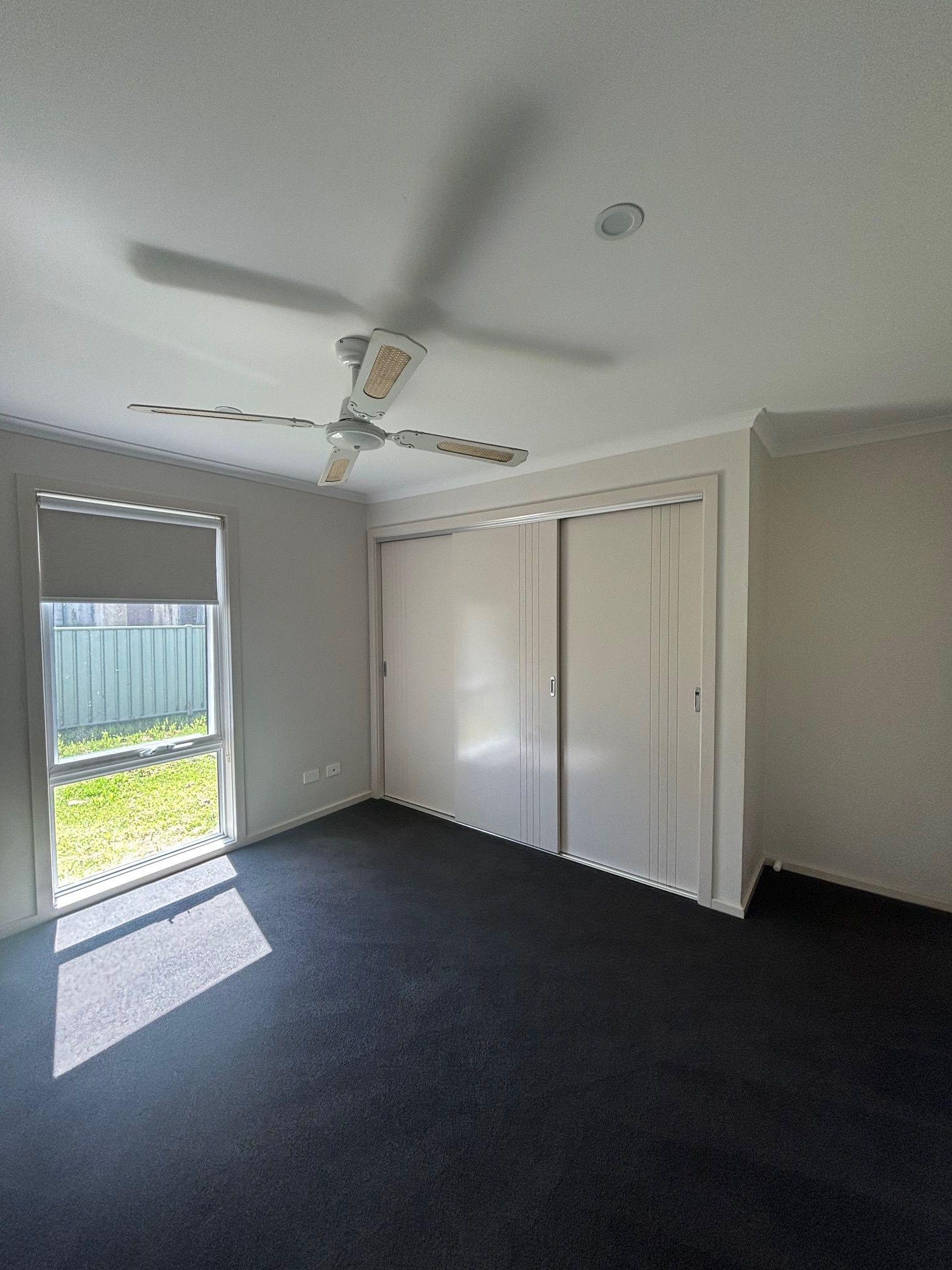 PLEASE CALL RAY WHITE OFFICE TO BOOK A VIEWING 03 57942777