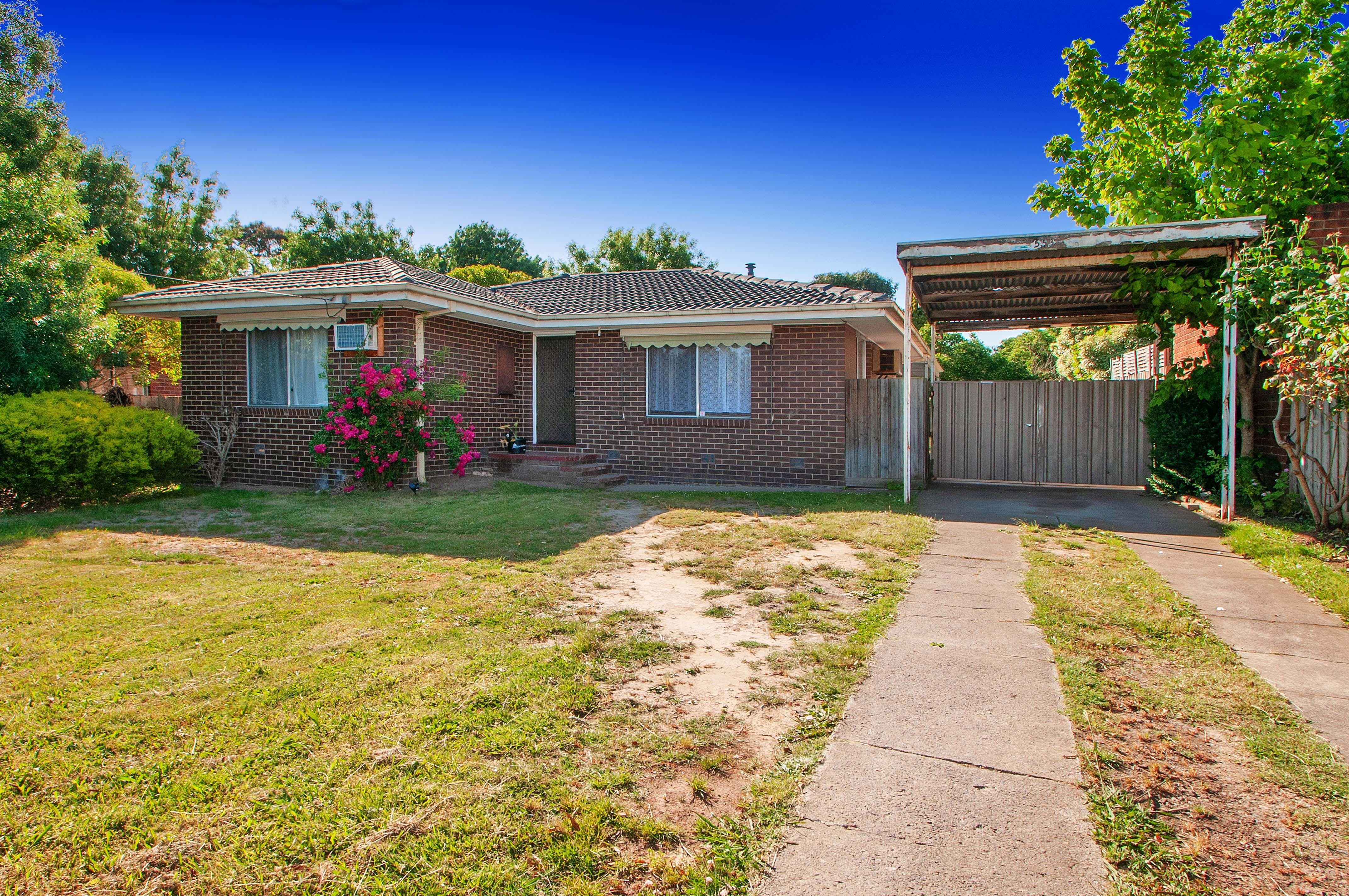 Prop-GPT: House: VIC Ringwood, VIC 3134 Home For Rent