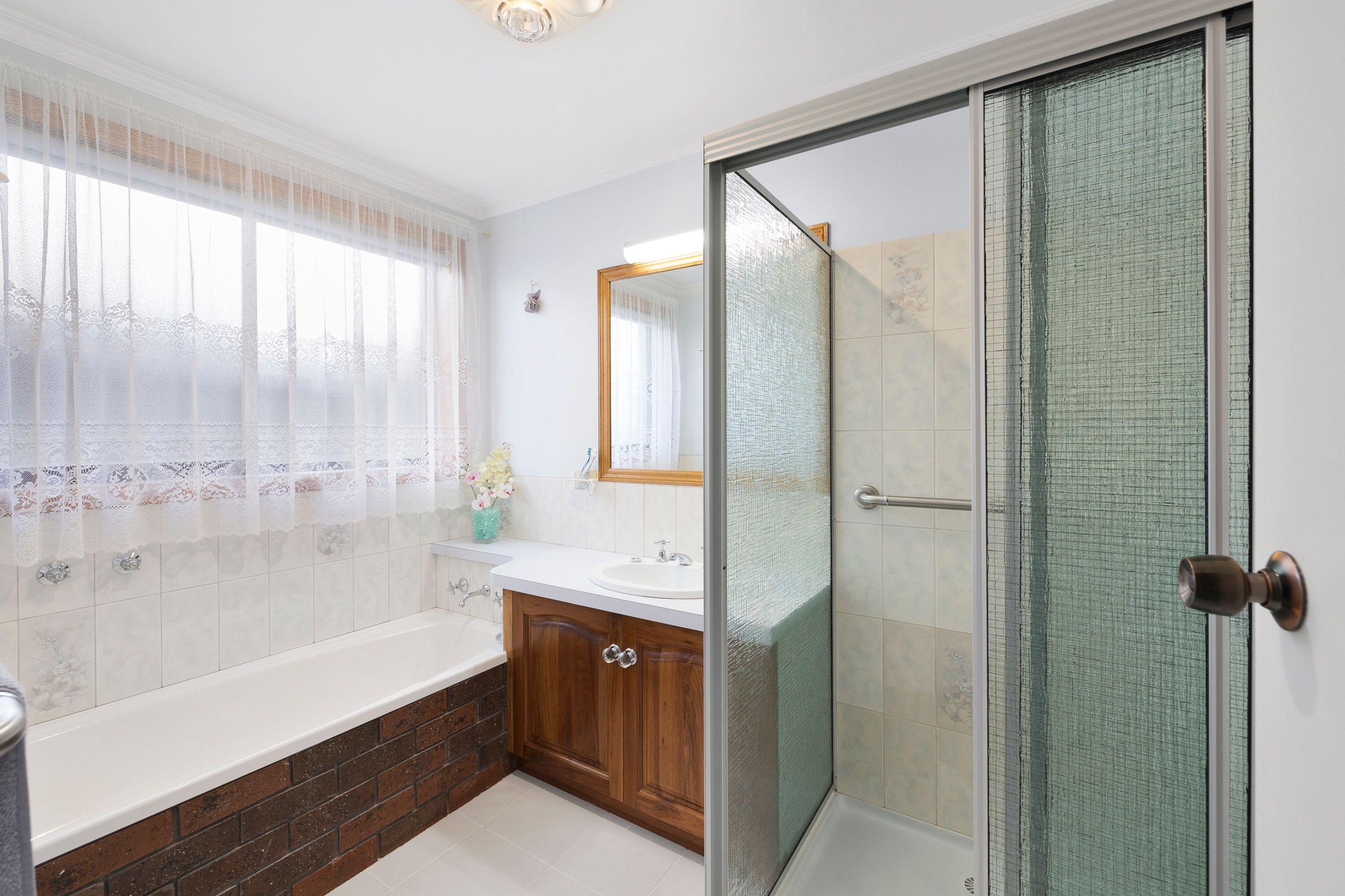 Stylish Living with Low-Maintenance Appeal