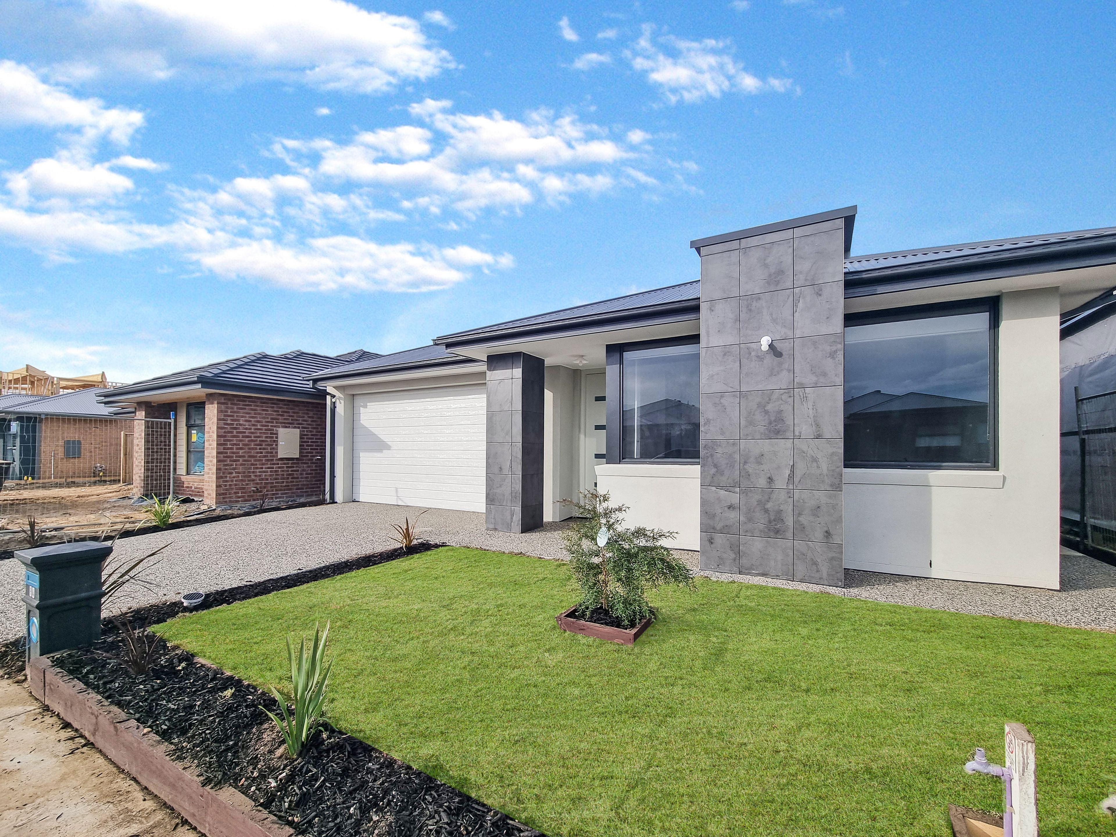 Prop-GPT: House: VIC Armstrong Creek, VIC 3217 Home For Rent