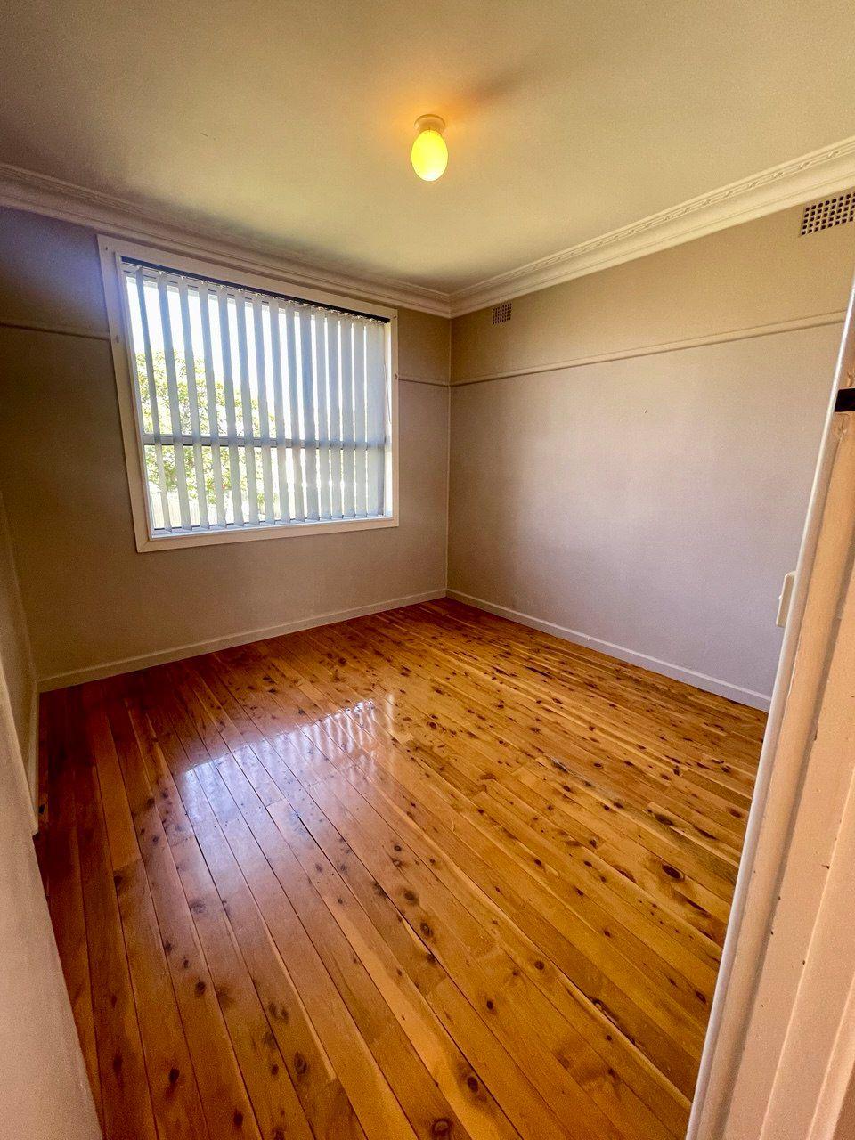 Ray White Forbes - 68511411