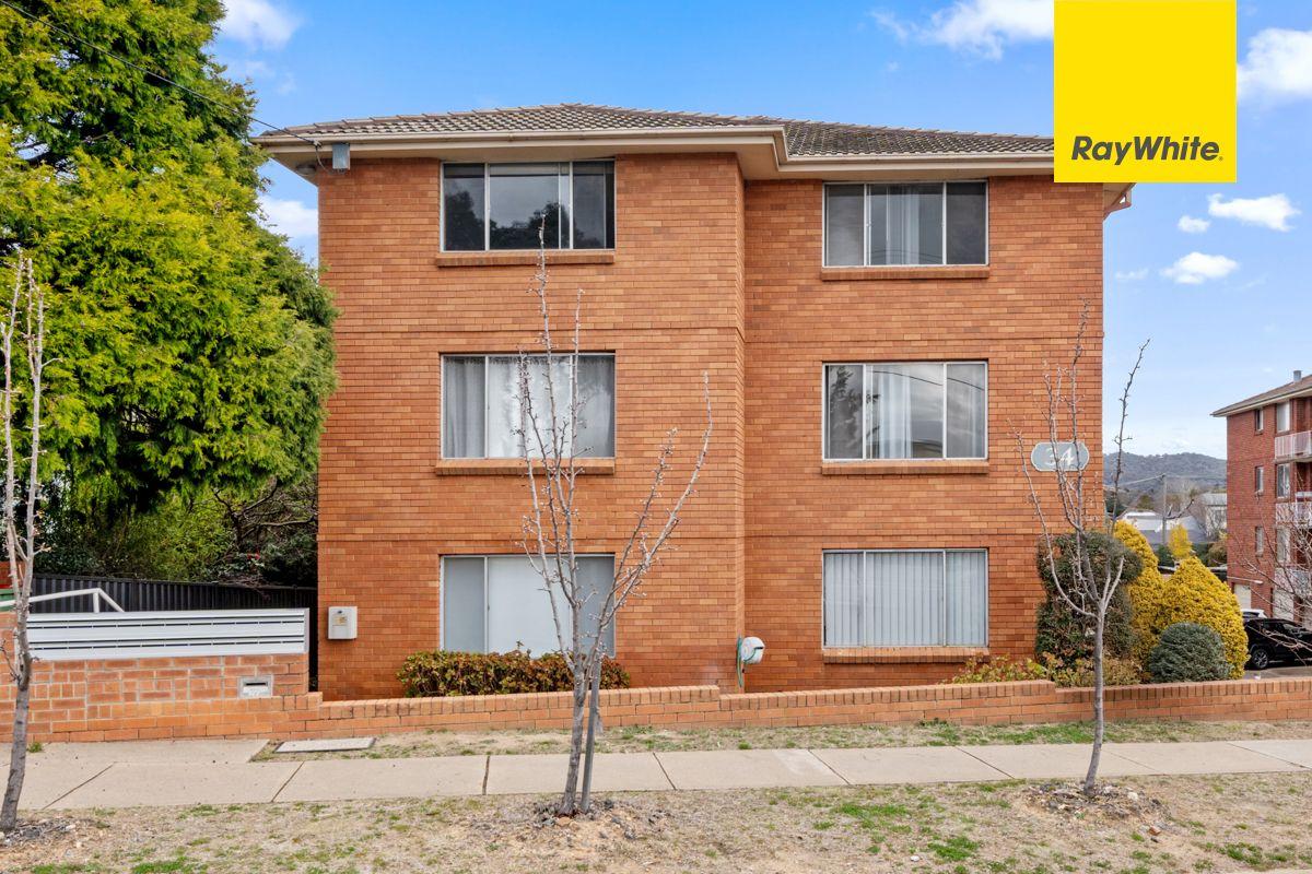 Fresh Interior | Convenient Location