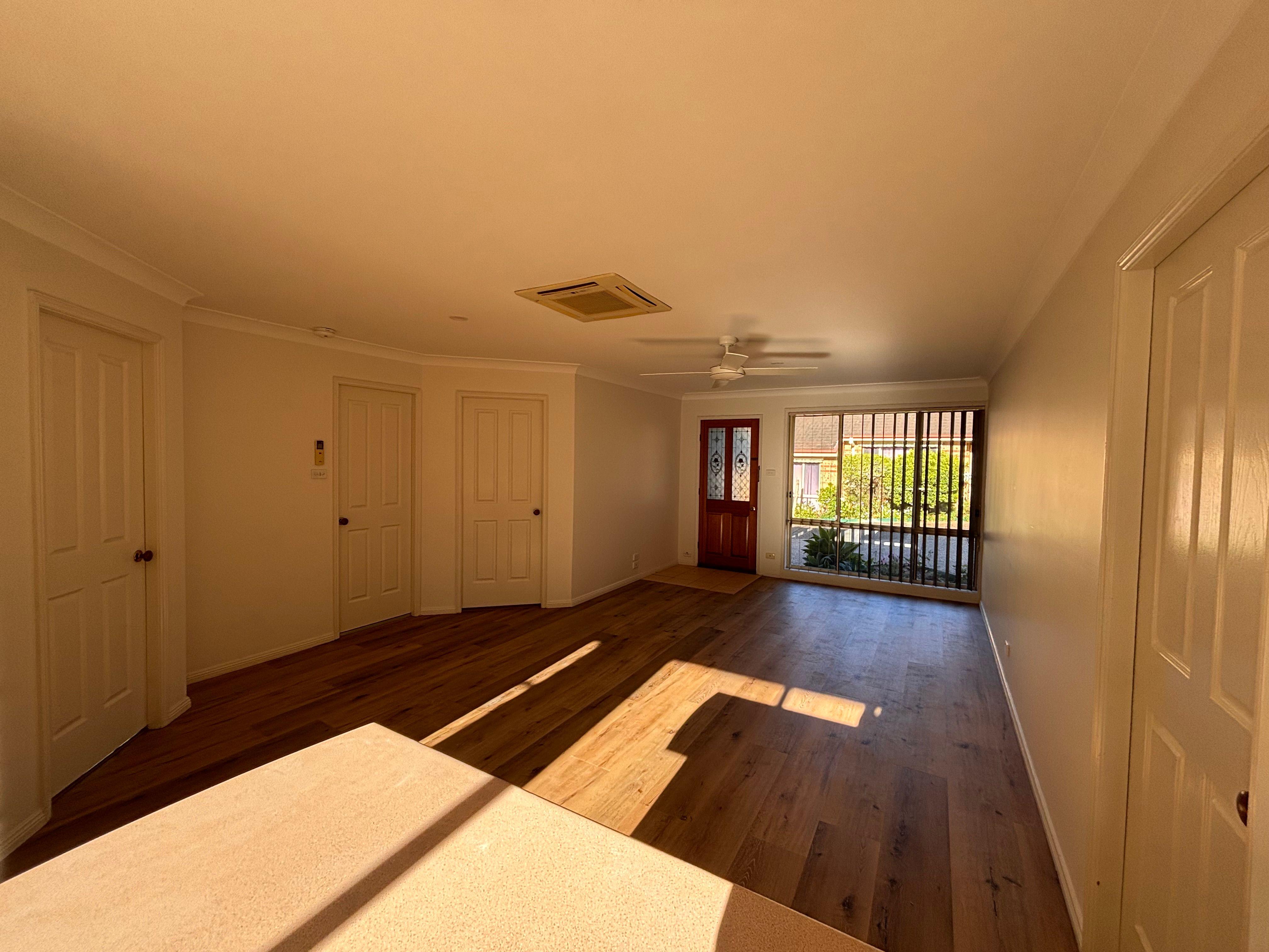 Prop-GPT: Unit: NSW Bomaderry, NSW 2541 Home For Rent