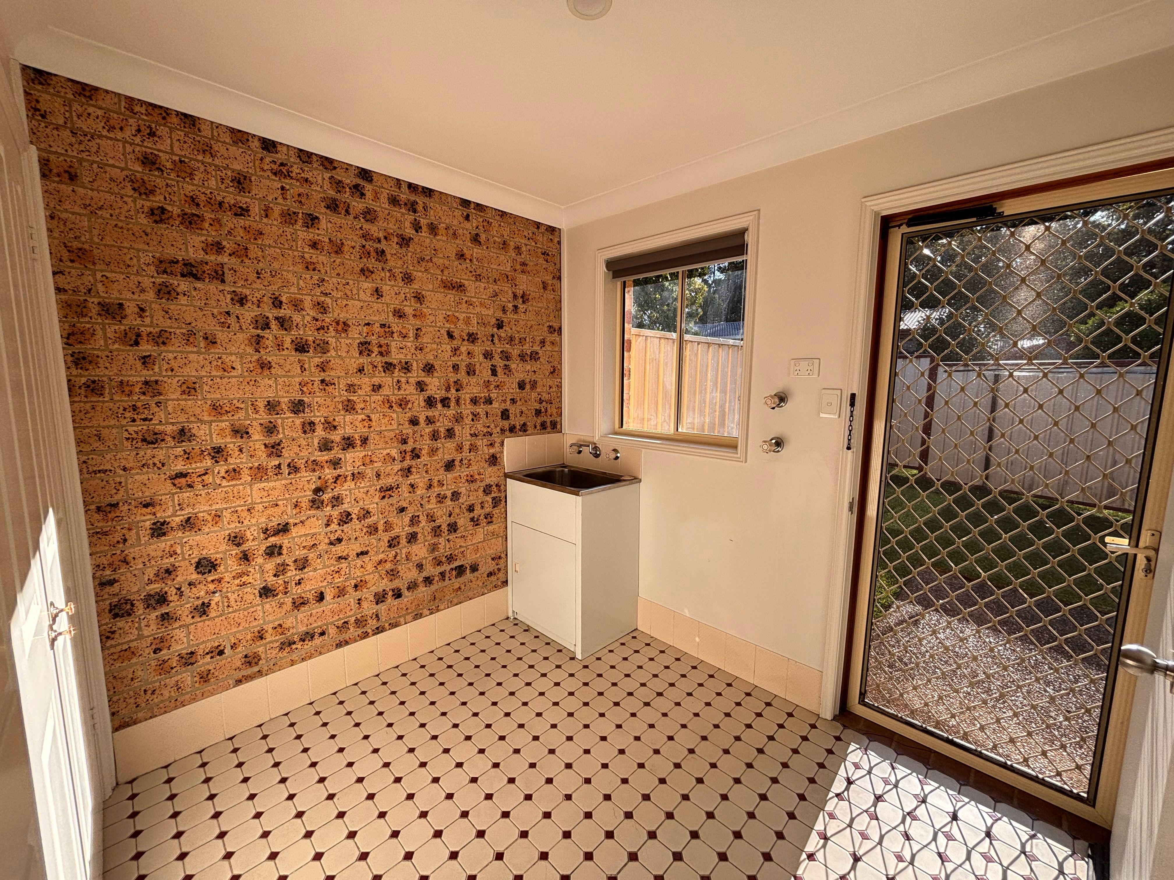 Comfortable Carisbrooke