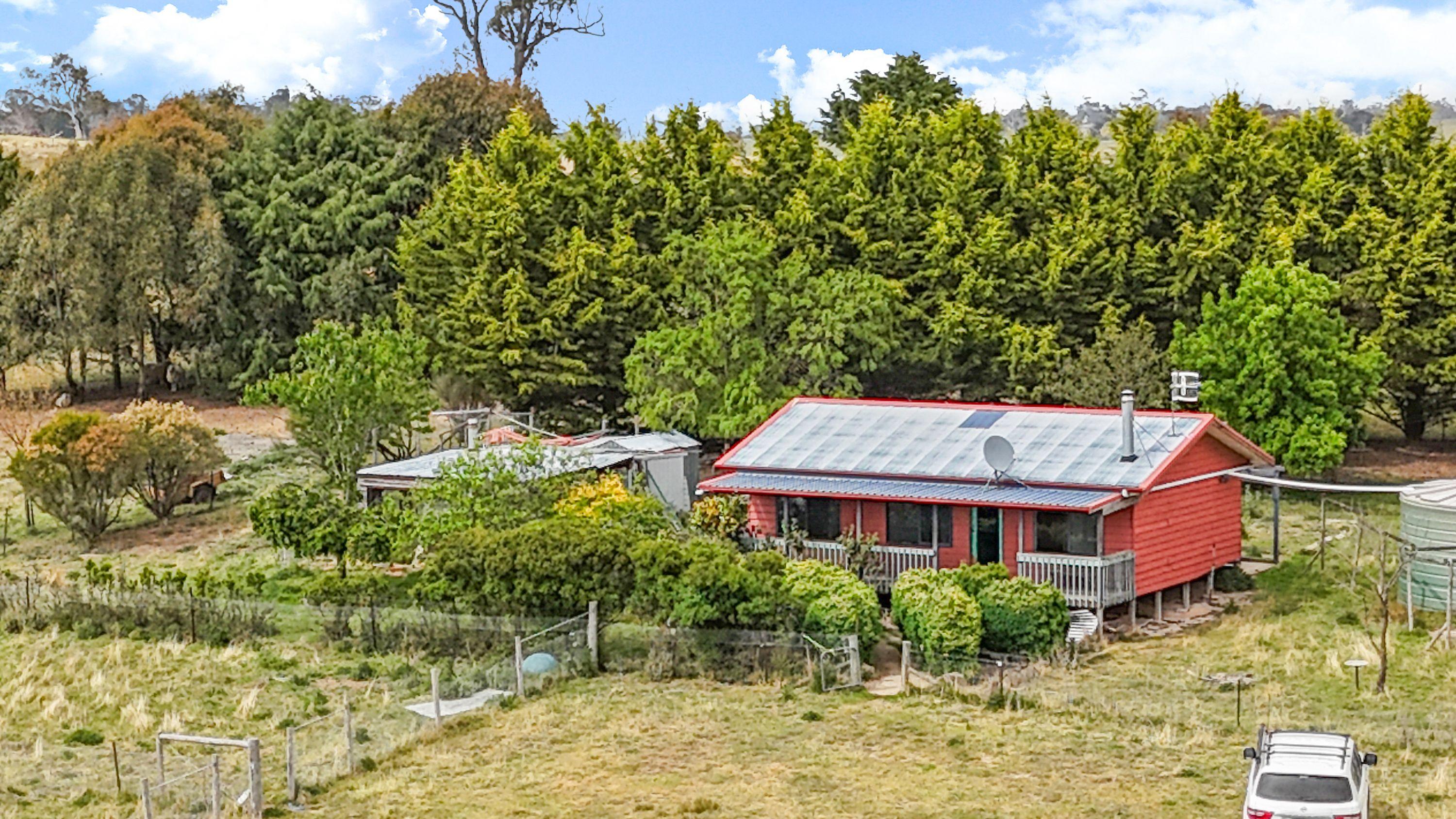 Charming Country Retreat for Lease at 119 Green Lake Road, Bibbenluke