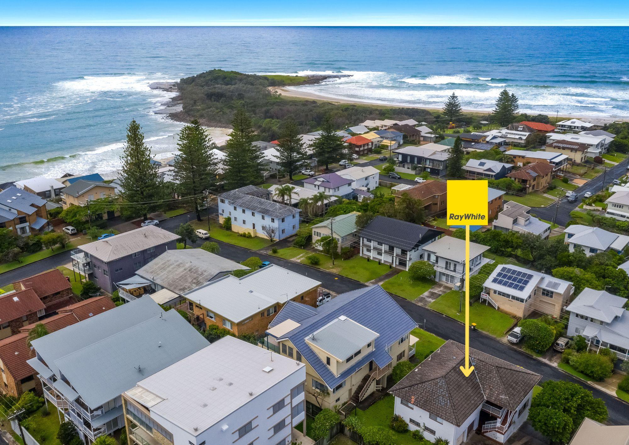 Prop-GPT: Apartment: NSW Yamba, NSW 2464 Home For Rent