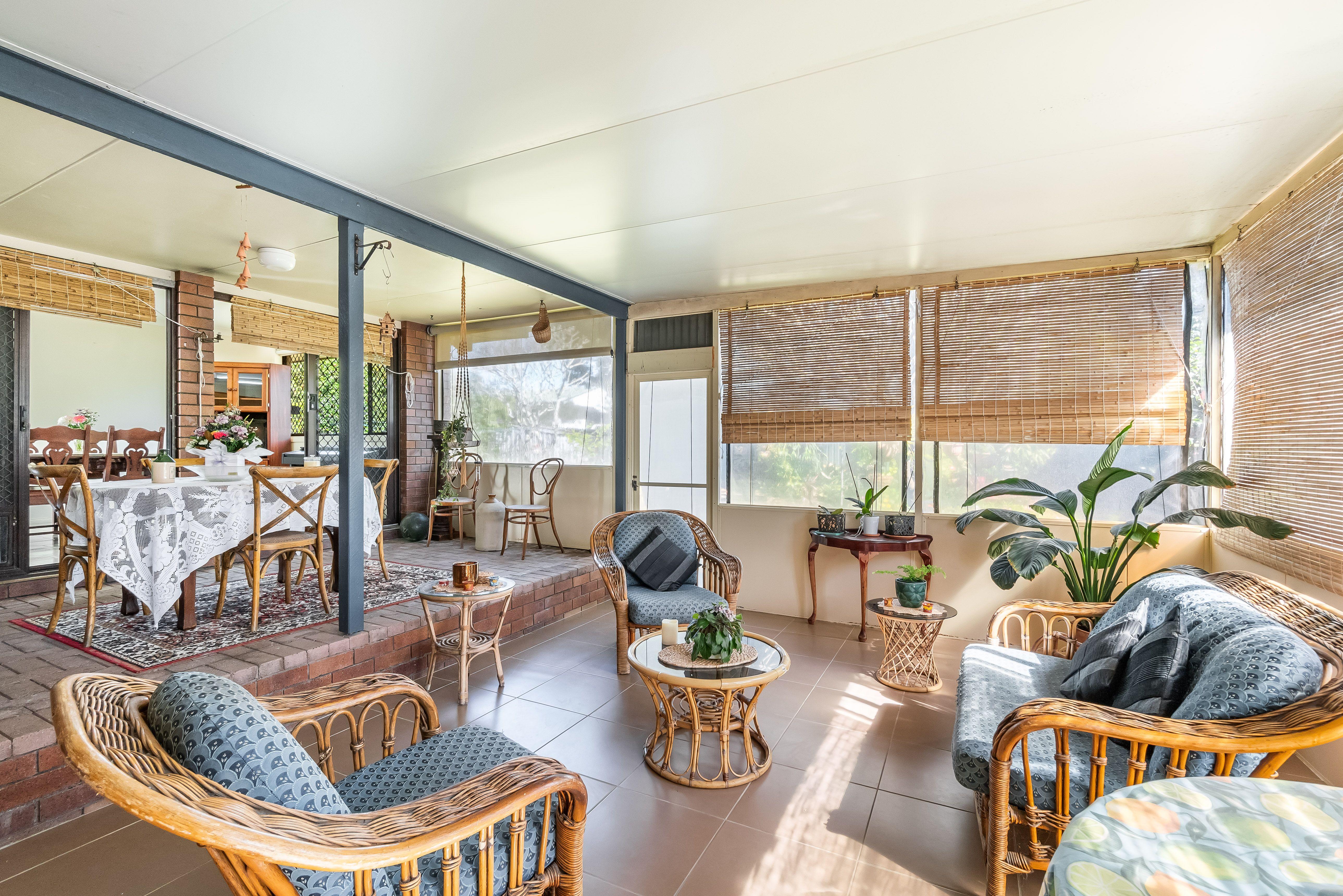 2 Bedroom Immaculate Home