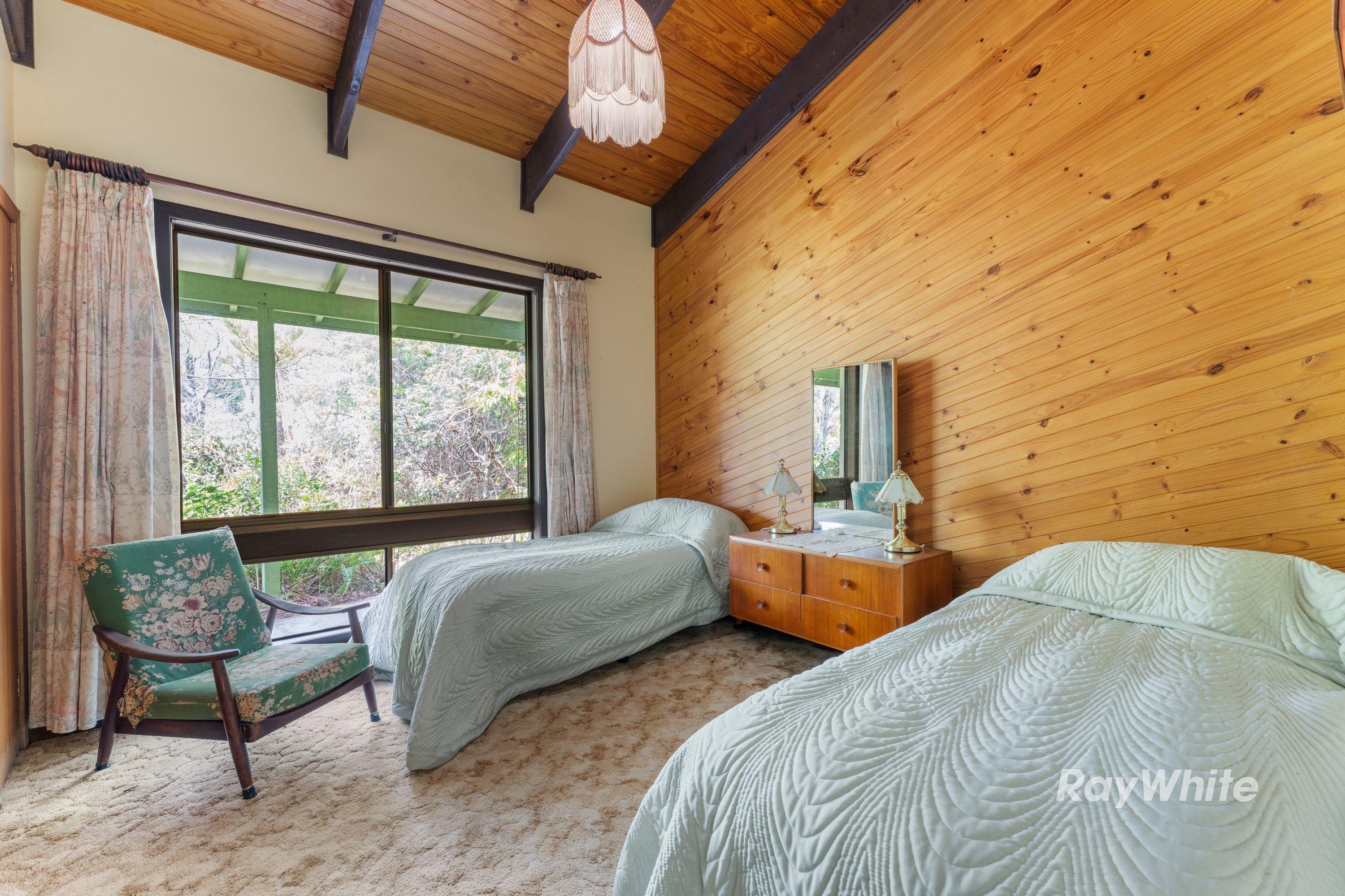 3 Bedroom Home Located meters from beaches