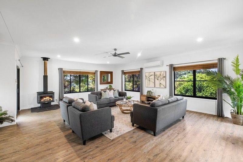 Private 25-Acre Retreat with Dual Living, Shed & Pool