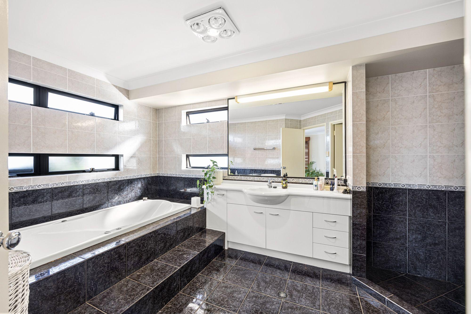 Prestigious Waterfront Living on Mooloolah Island!